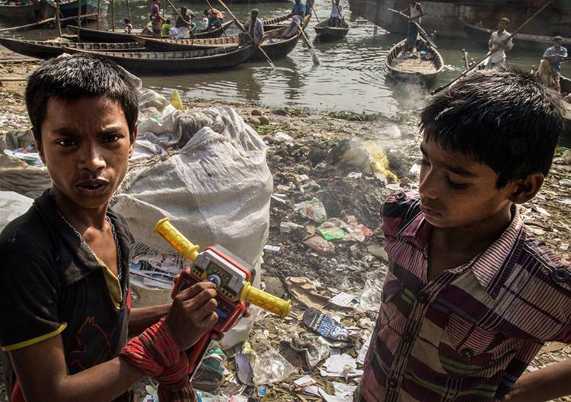 2014-12-gaming-in-dhaka-7