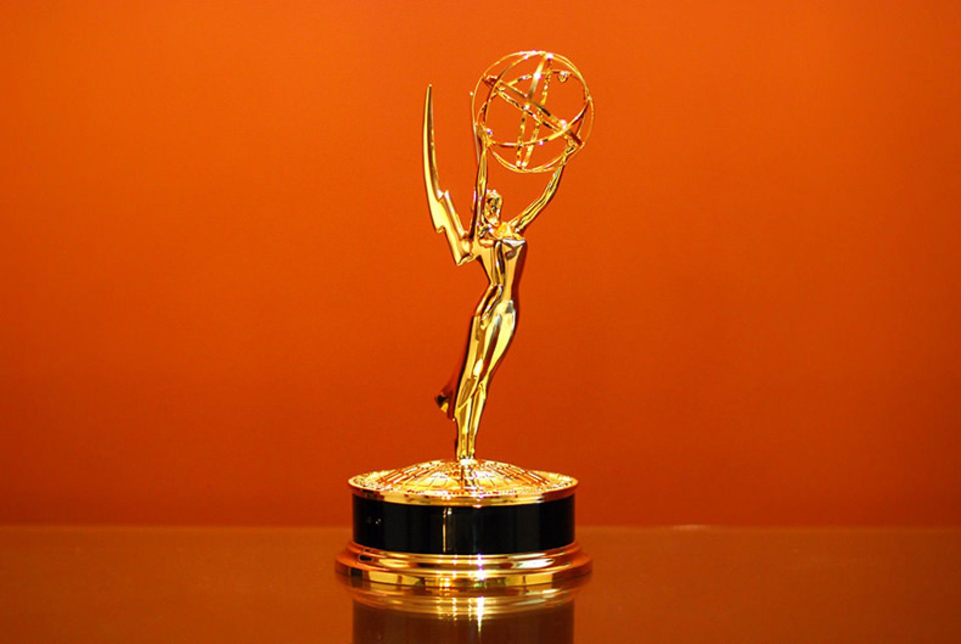 2015-01-emmy-trophy