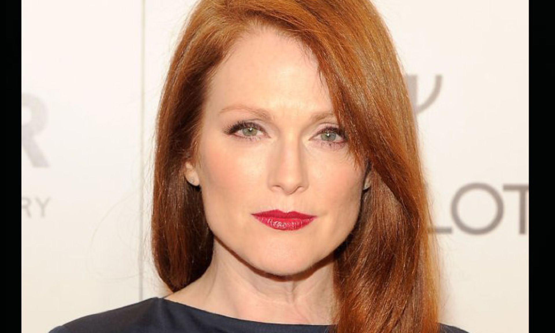 2015-01-julianne-moore1