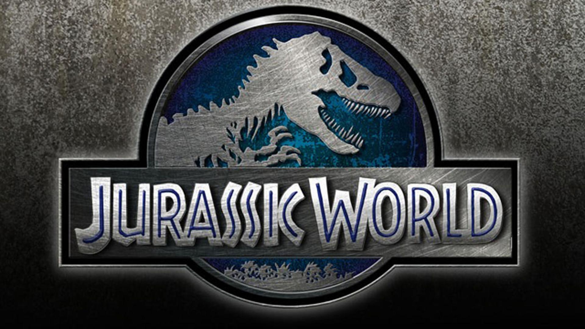 2015-01-jurassic_world