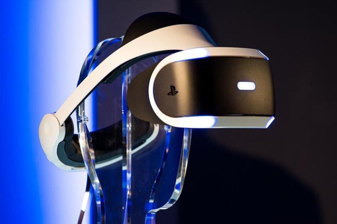 2015-03-project-morpheus-gdc-2015-prototype_1023.0