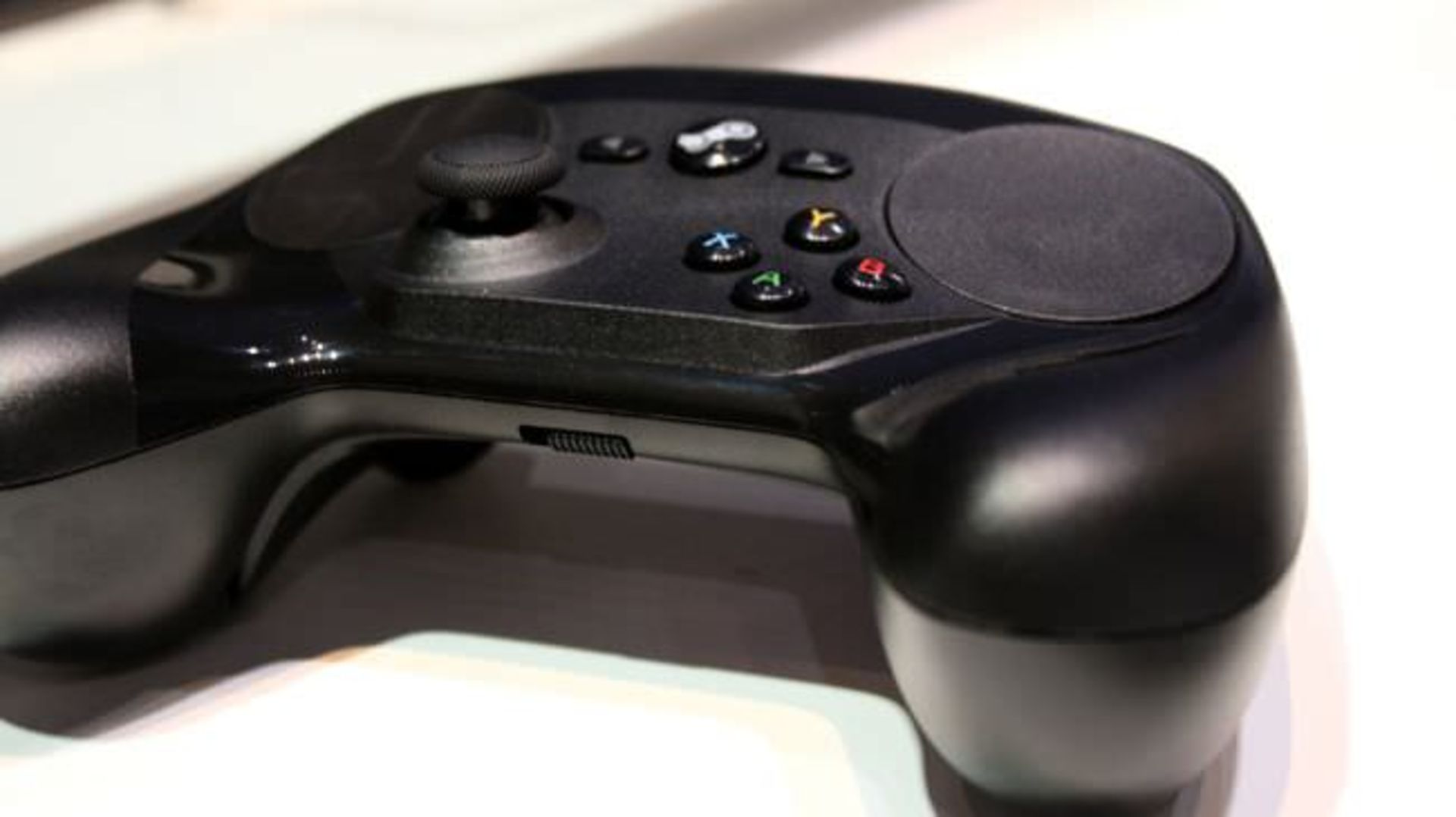 2015-03-steam-controller-3-650-80