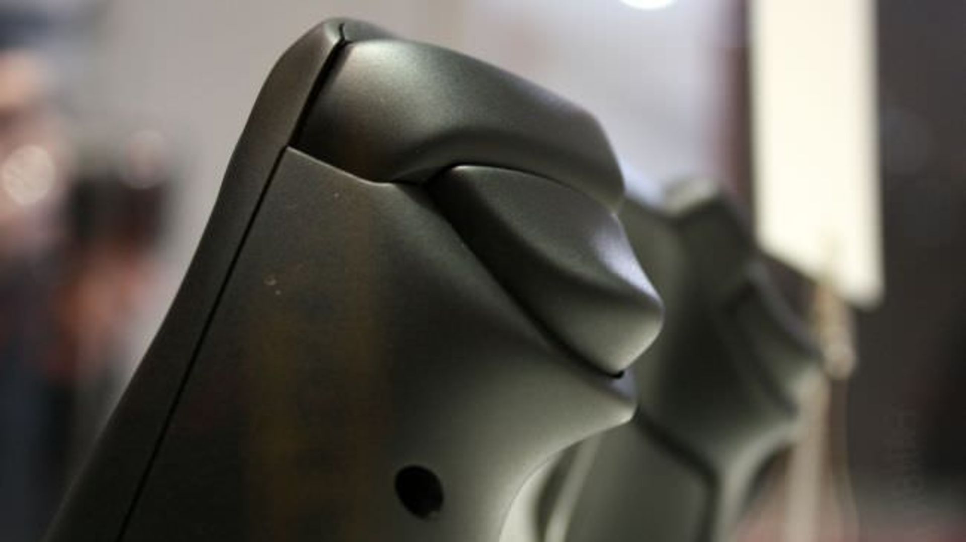 2015-03-steam-controller-4-650-80