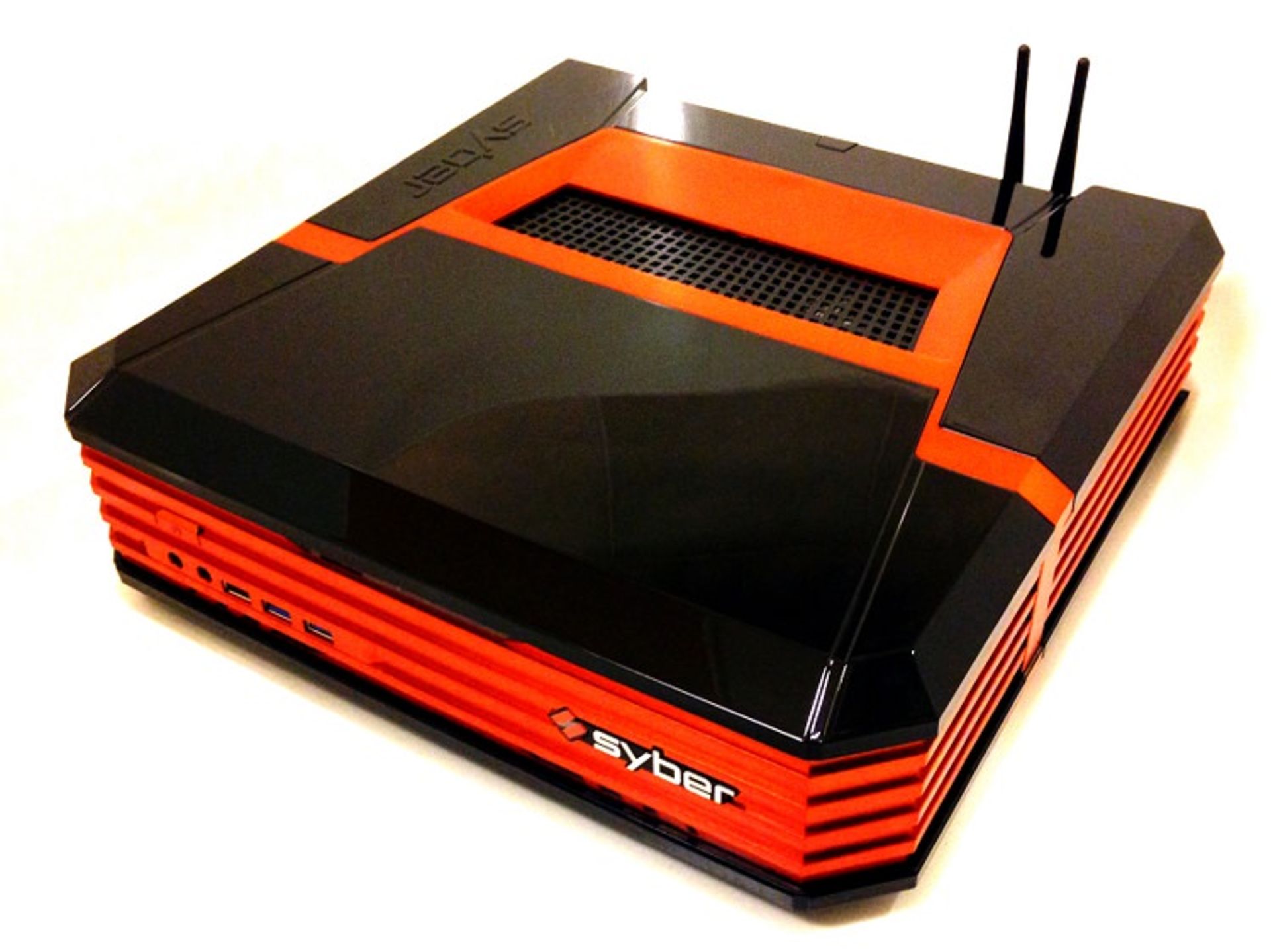 2015-03-syber-steam-machine-orange