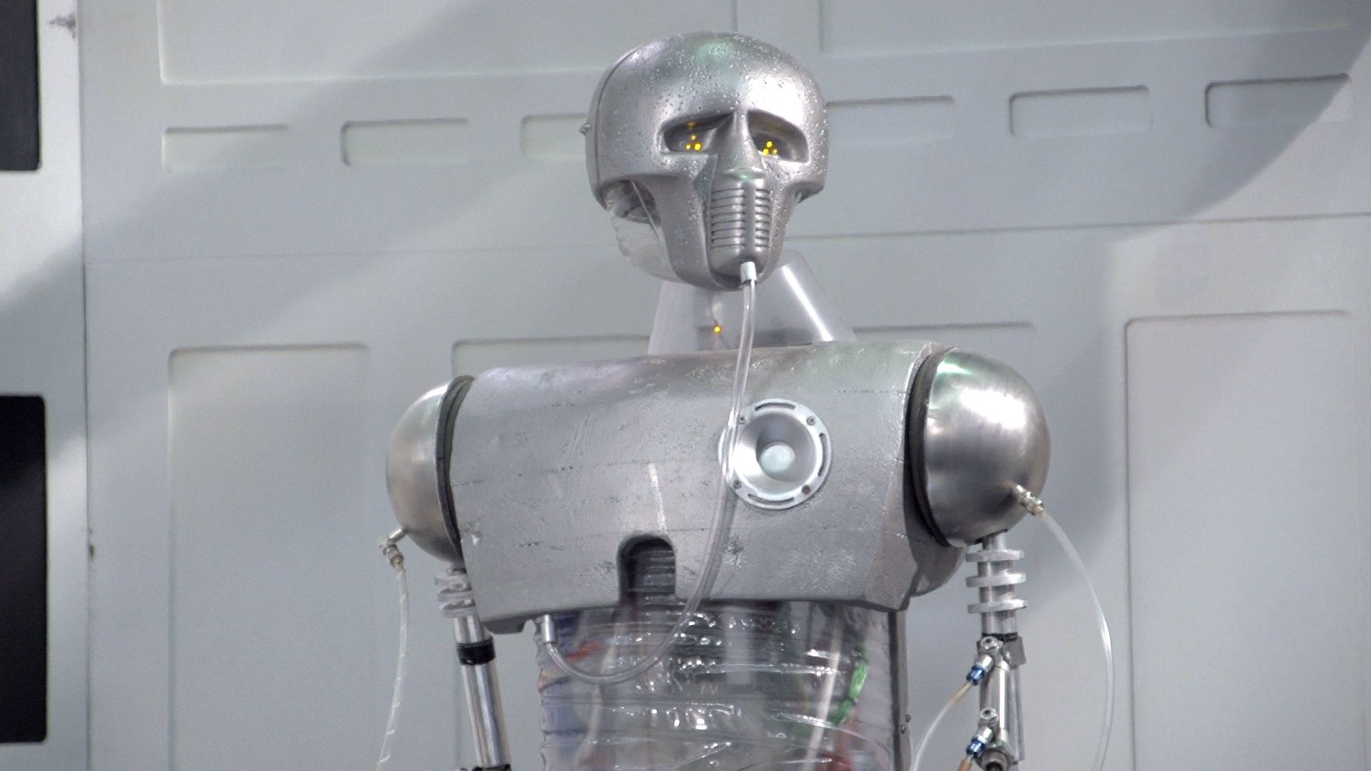2015-04-2849800-doctor_droid