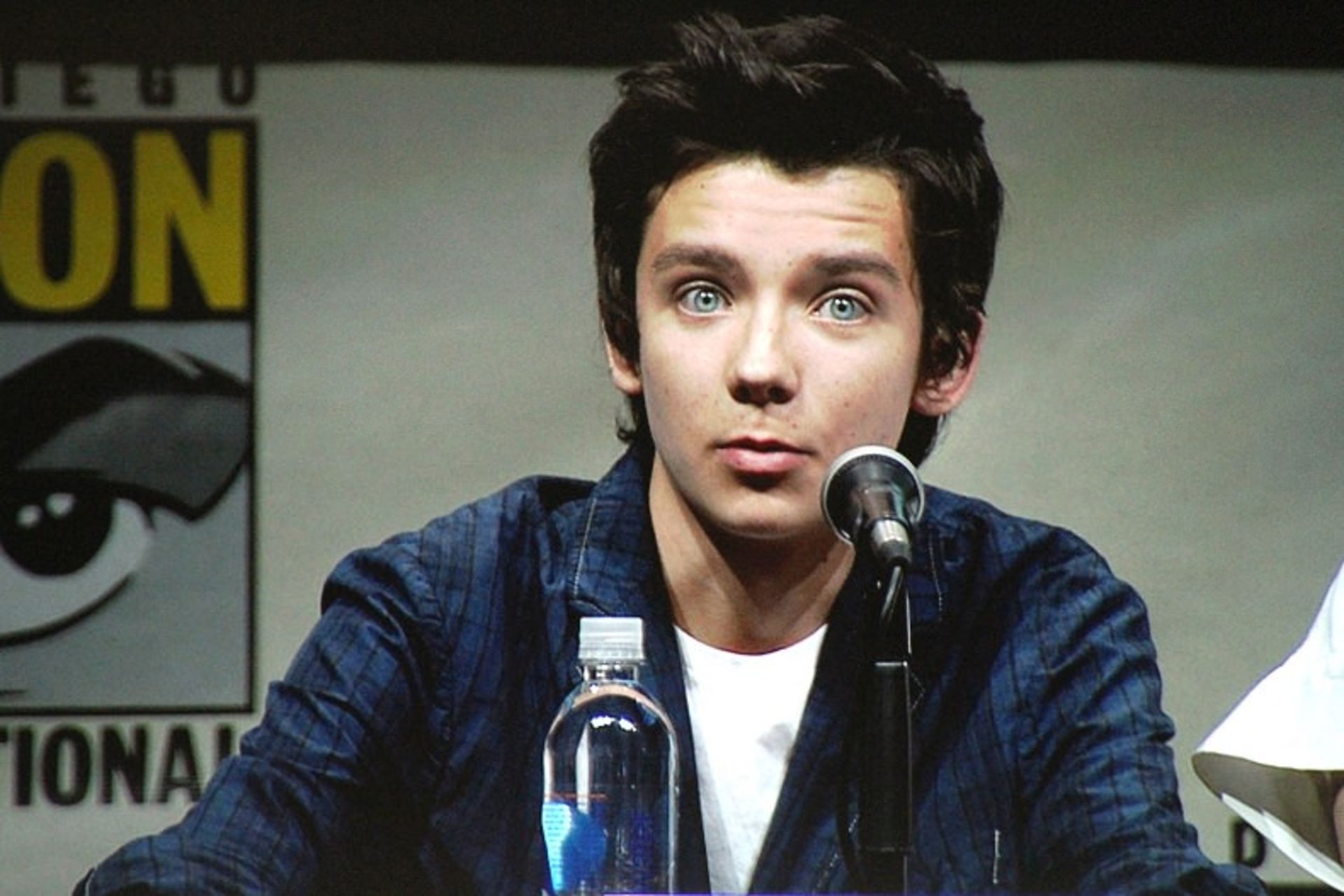2015-04-asa-butterfield