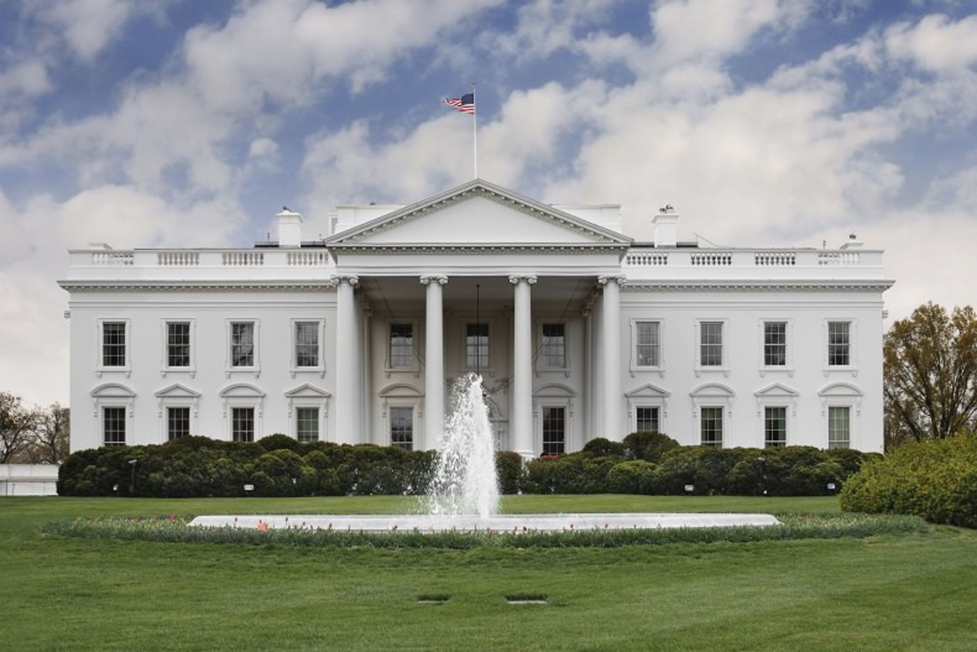 2015-04-white-house