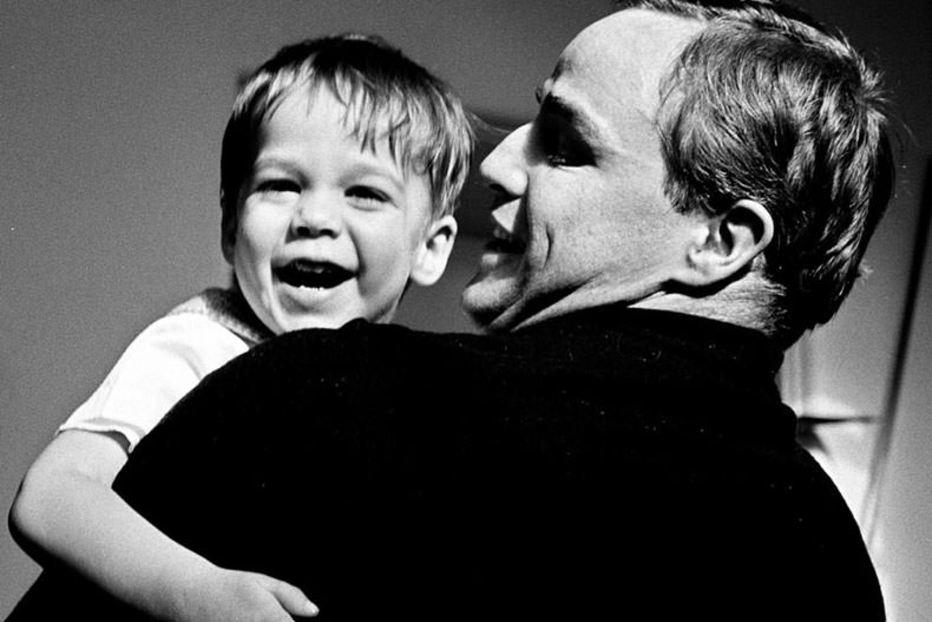 2015-05-listen-to-me-marlon