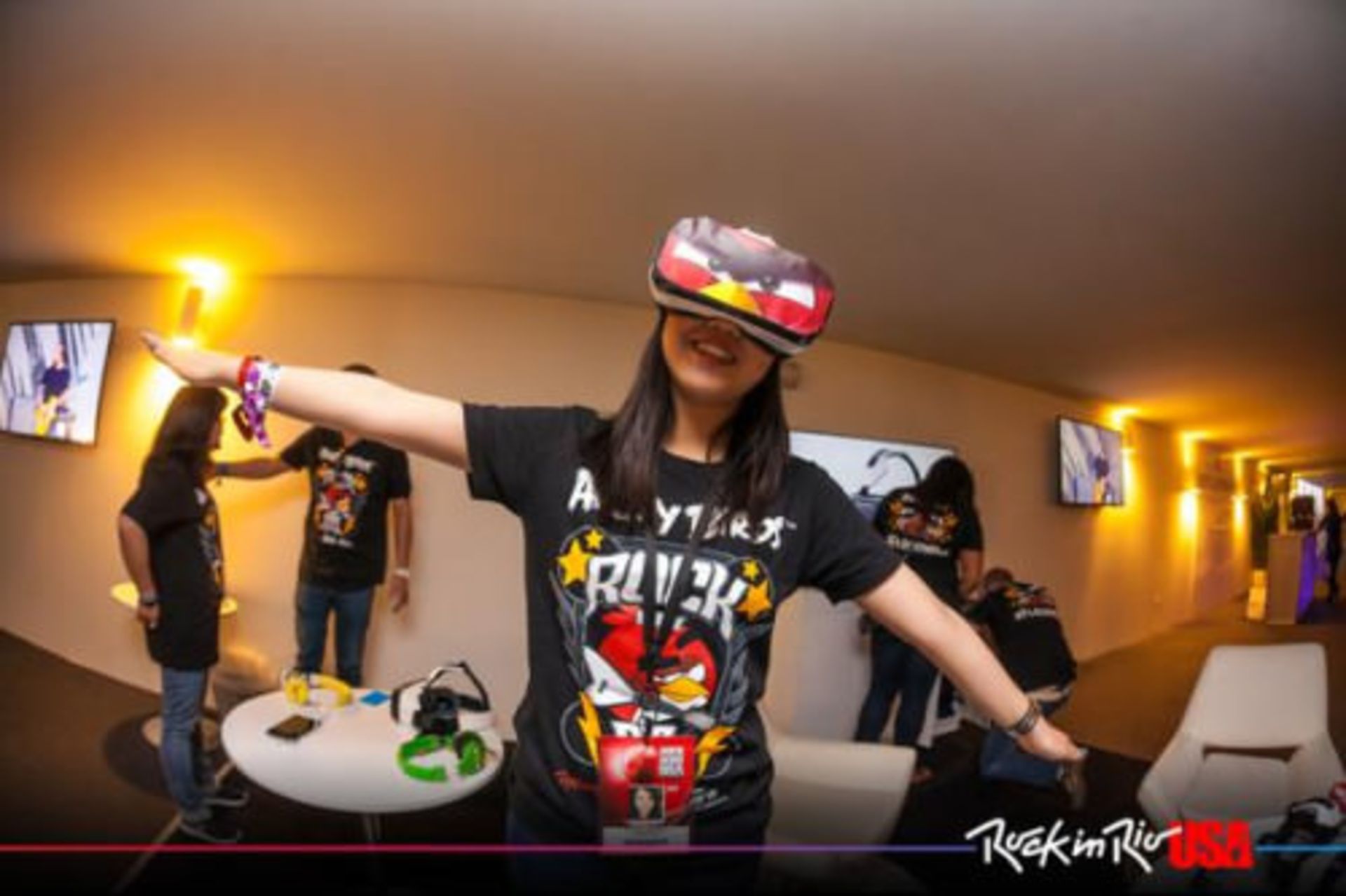 2015-05-rock-in-rio-angry-birds-vr