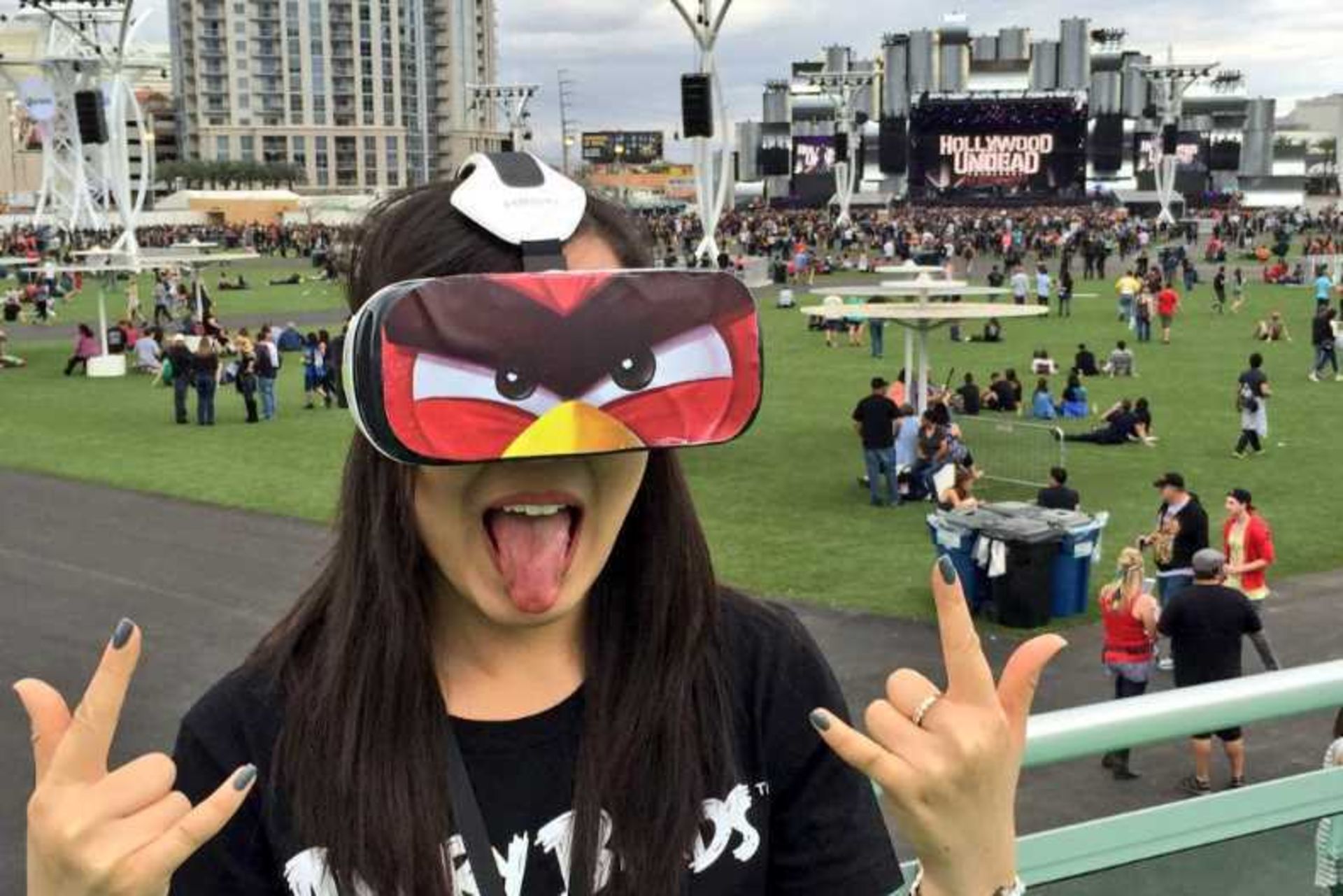 2015-05-rock-in-rio-angry-birds-vr.jpg