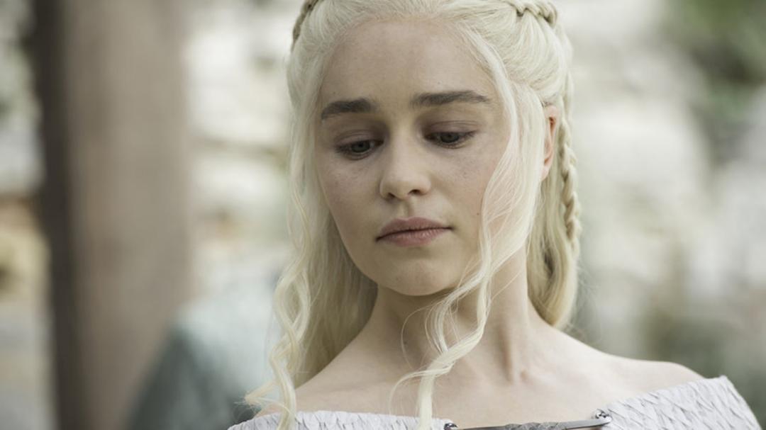 2015-06-game-of-thrones-season-5-episode-2-emilia-clarke-hbo
