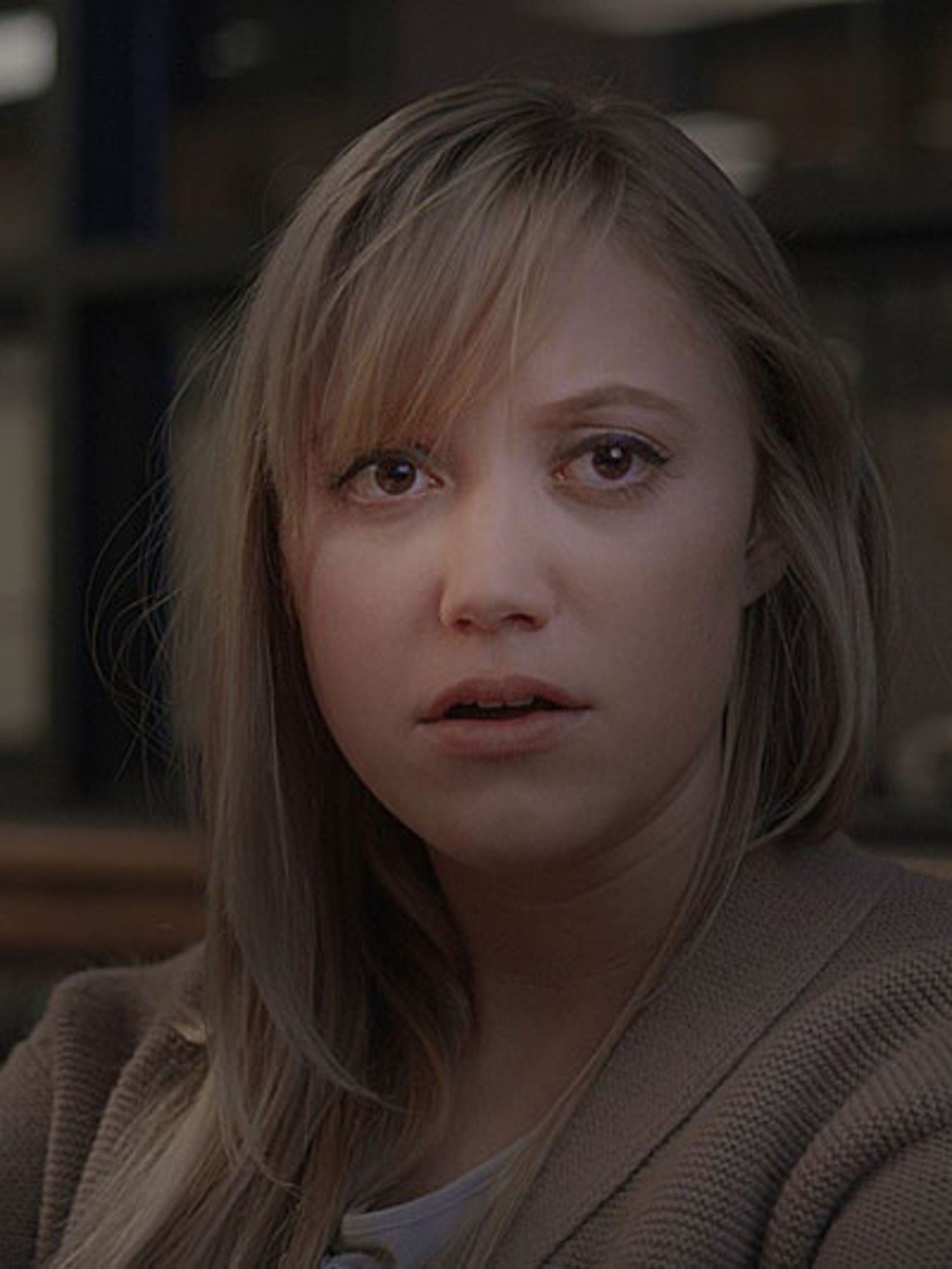 2015-06-it_follows_2-e14267038ty20428