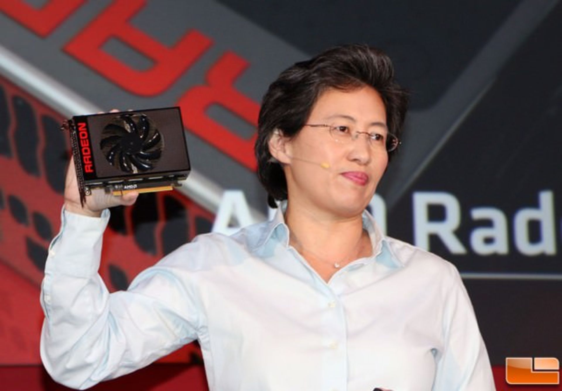 radeon-r9-nano-videocard