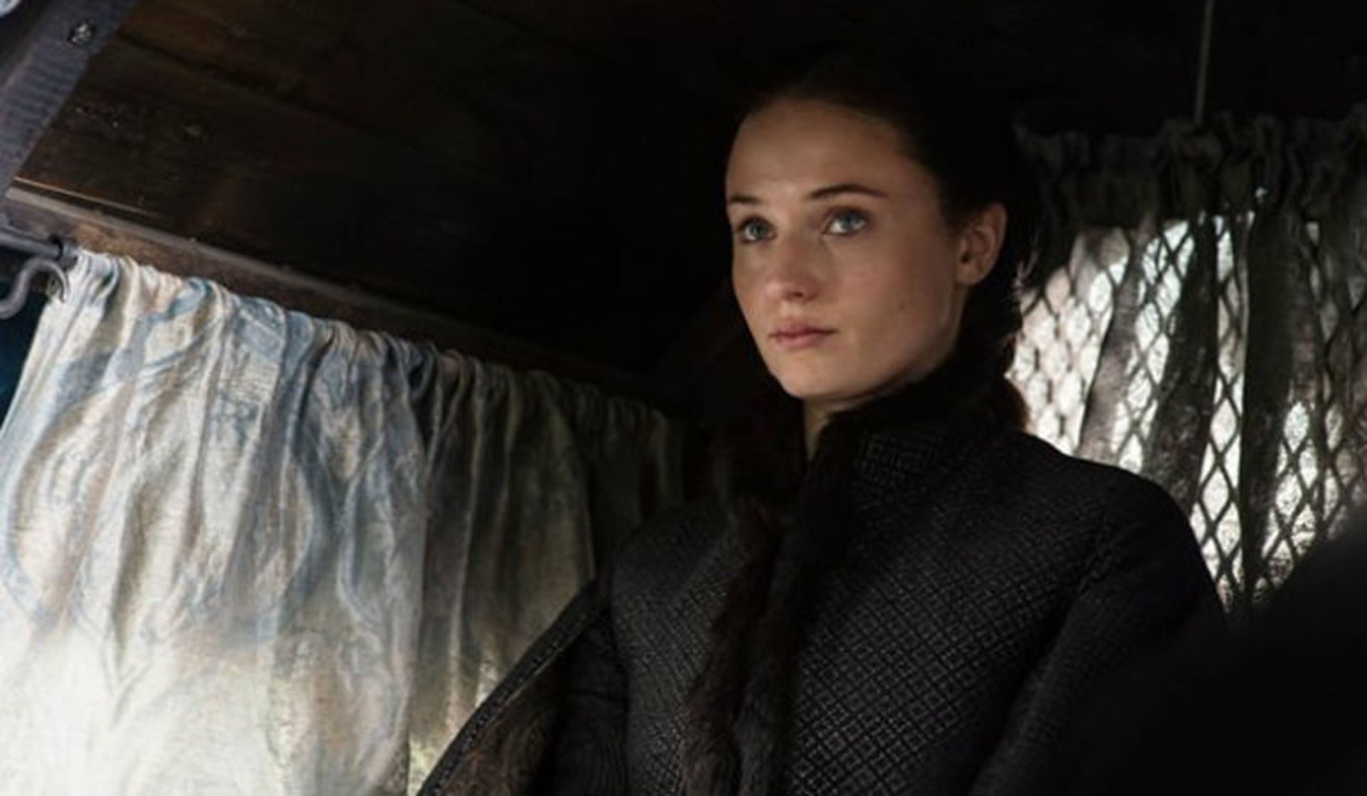 2015-07-1gotgame_of_thrones_showrunners_on_why_sansa_stark_s_storyline_is_diverting_from_the_books