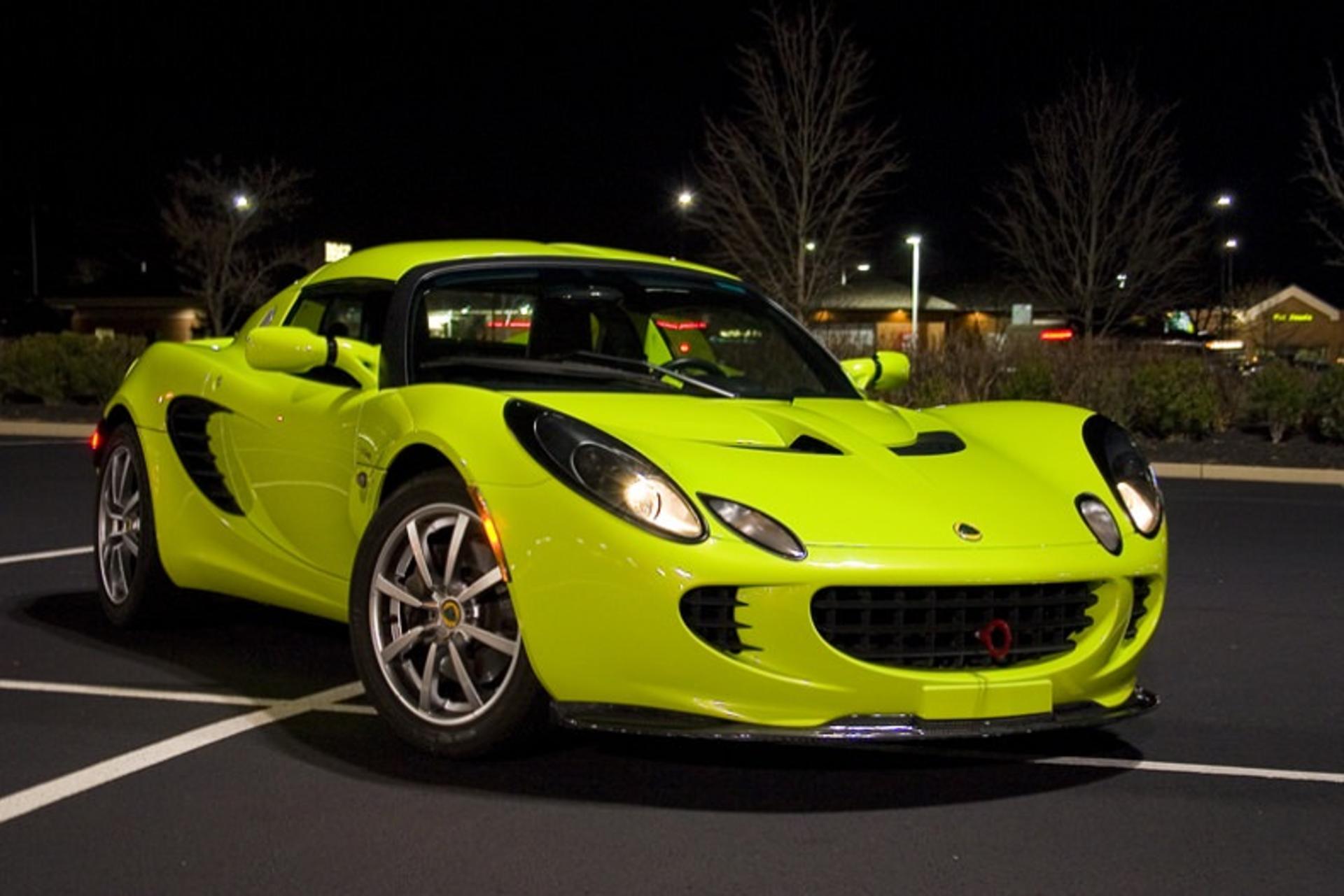 2015-07-lotus_elise_green