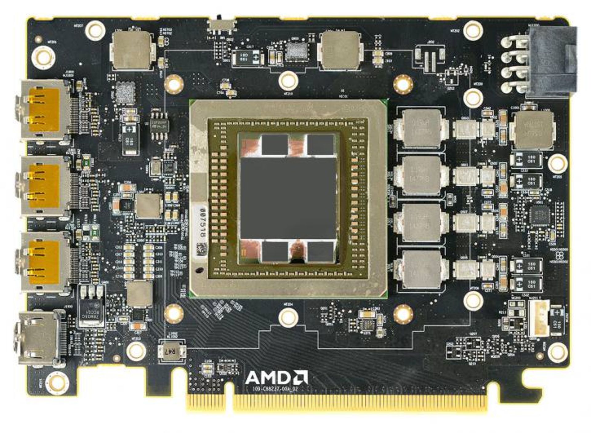 AMD R9 Nano Gallery 4