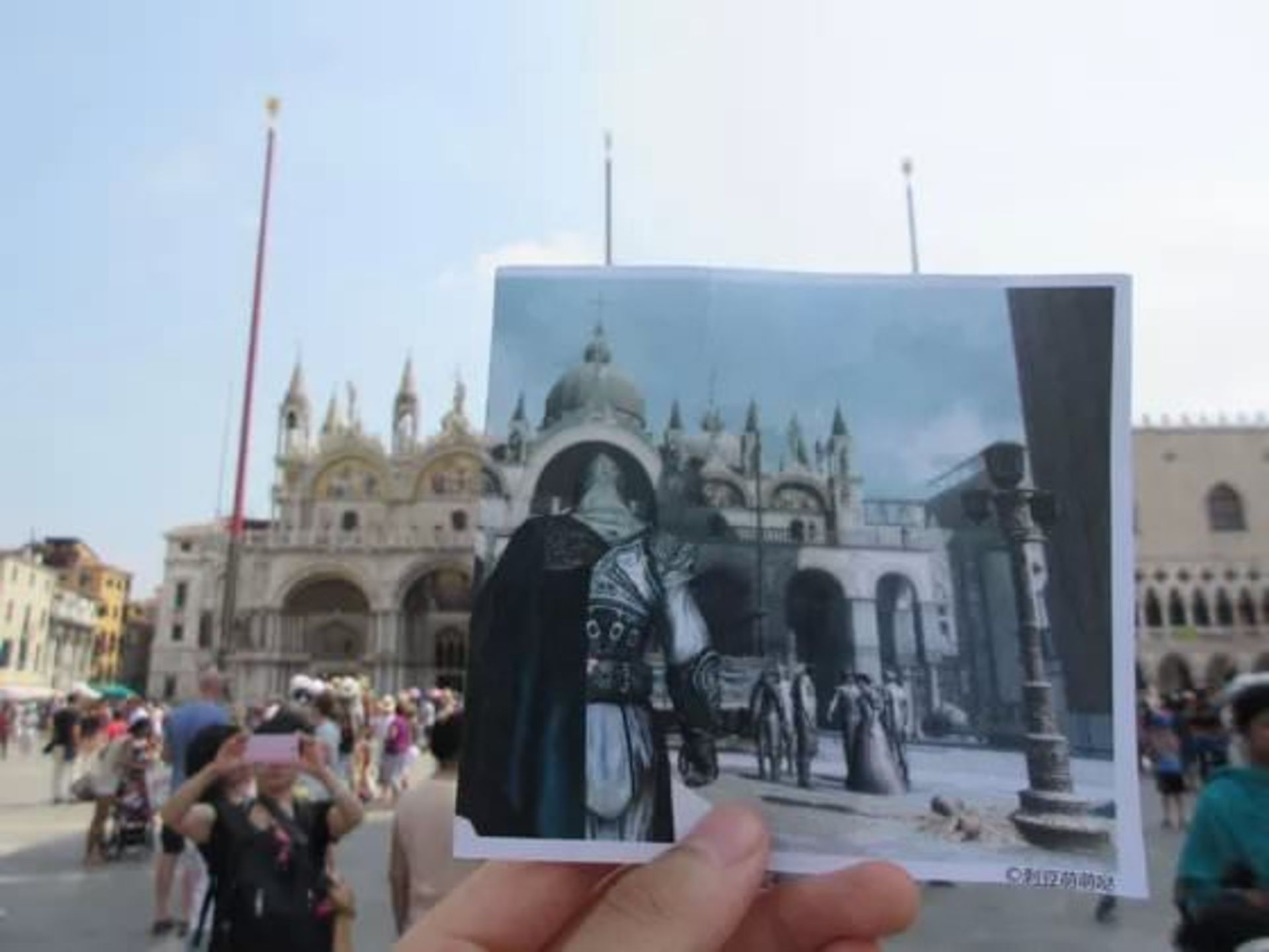 2015-08-assassins-creed-real-word-7
