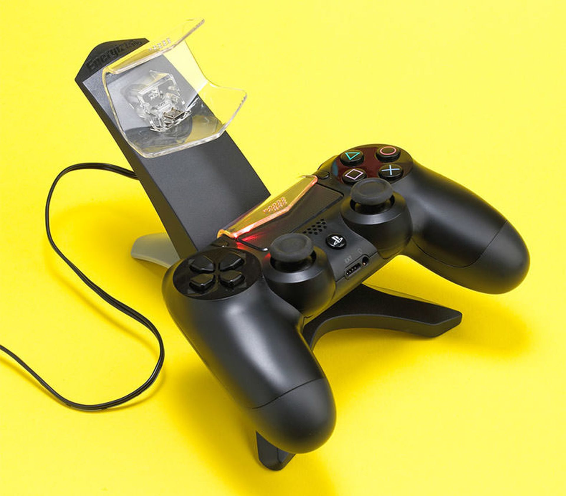 2015-08-energizer-ps4-1000-1
