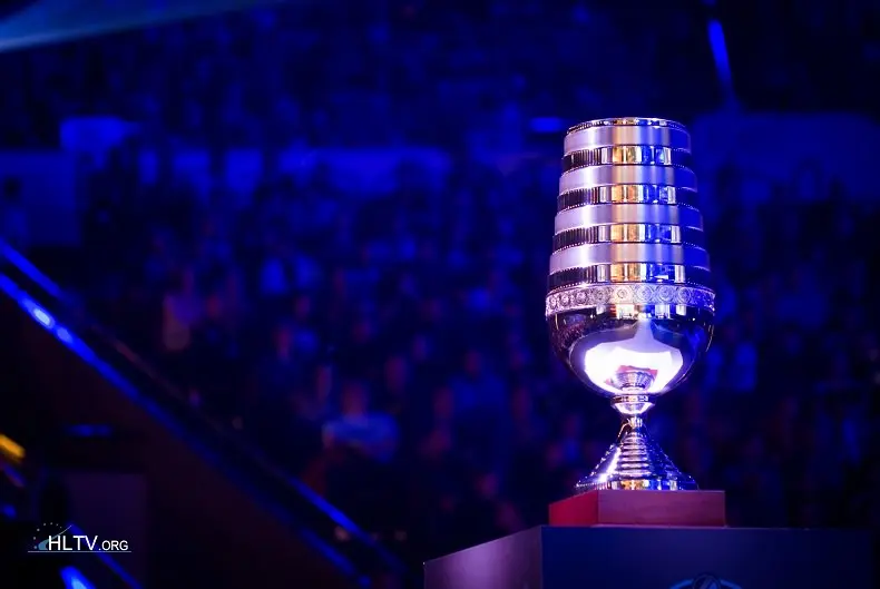 2015-08-esl-one-cup