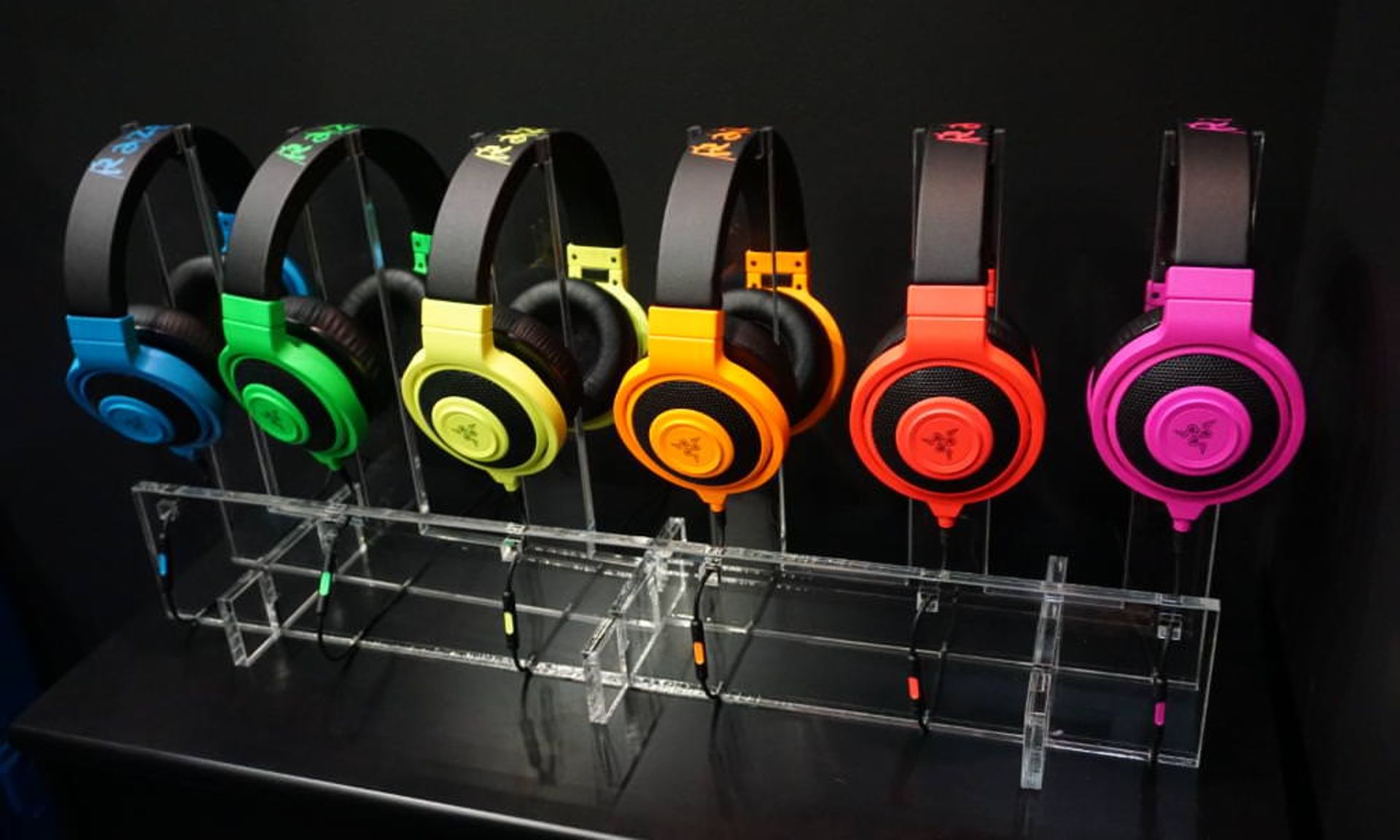 Razer Kraken Mobile on stand