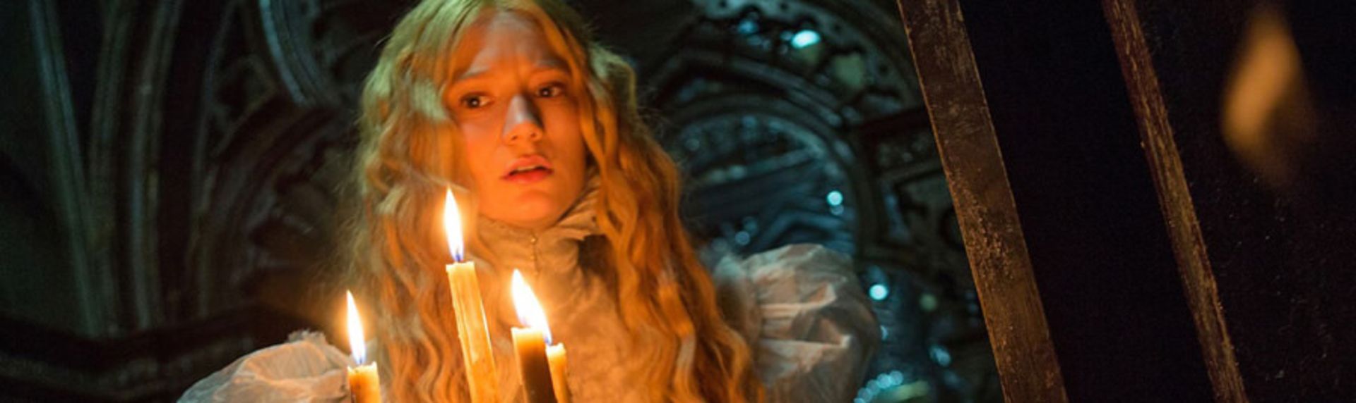 2015-10-crimsonpeak_1d