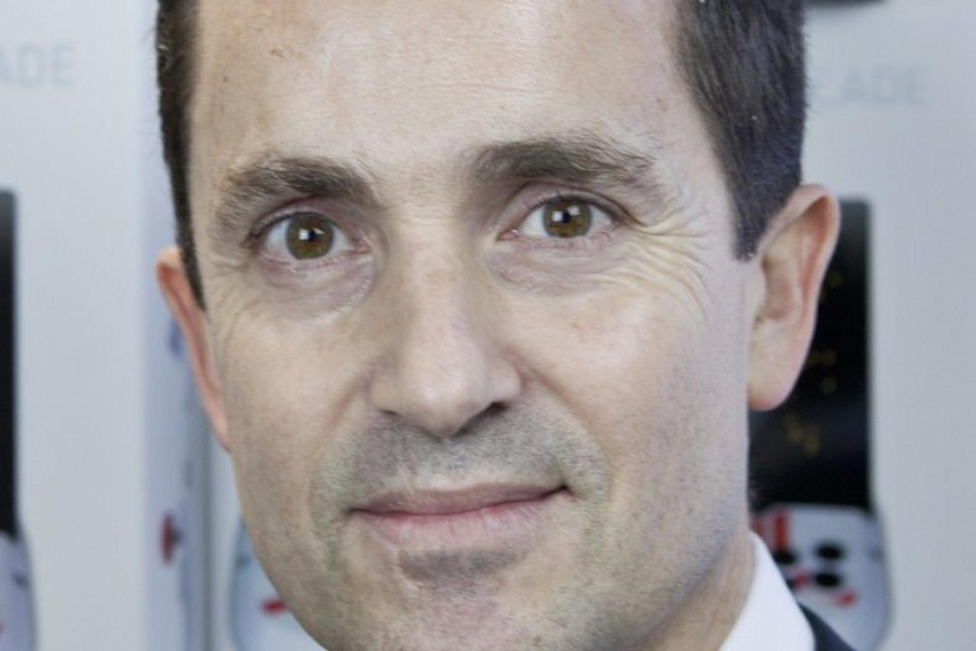 2015-10-fredric-chesnais