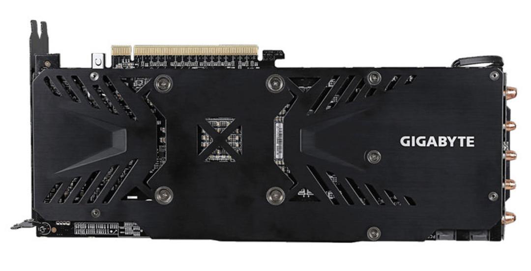 2015-10-gigabyte-3
