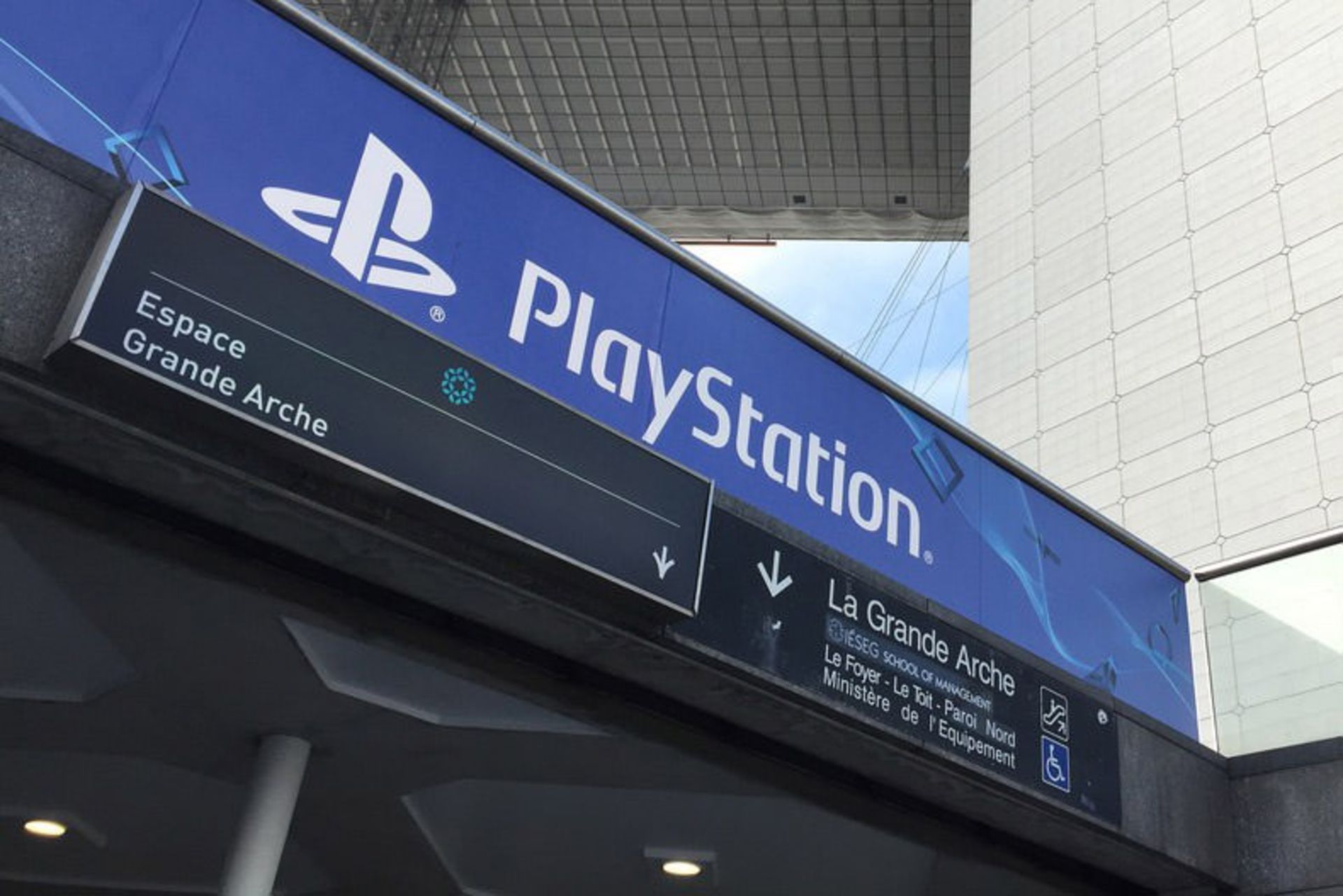 2015-10-playstation-paris-game-week-2015