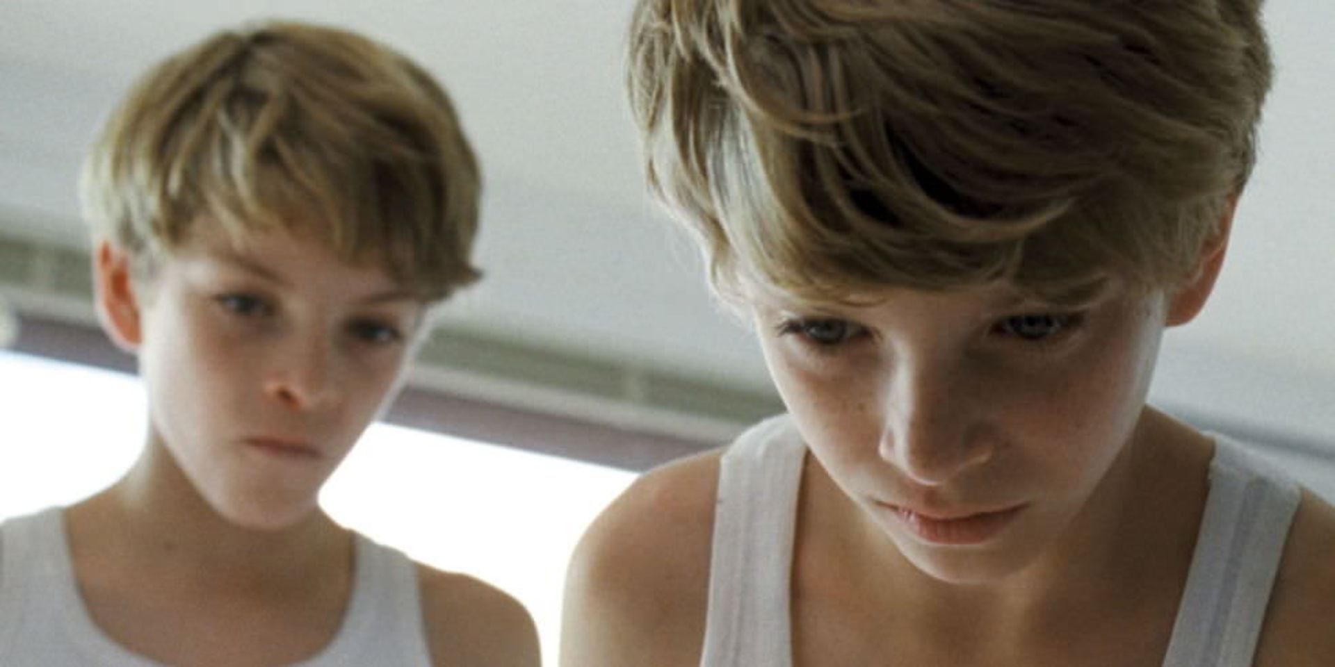 2015-11-landscape-1442087722-goodnightmommy1000-1-1600x900-c-default