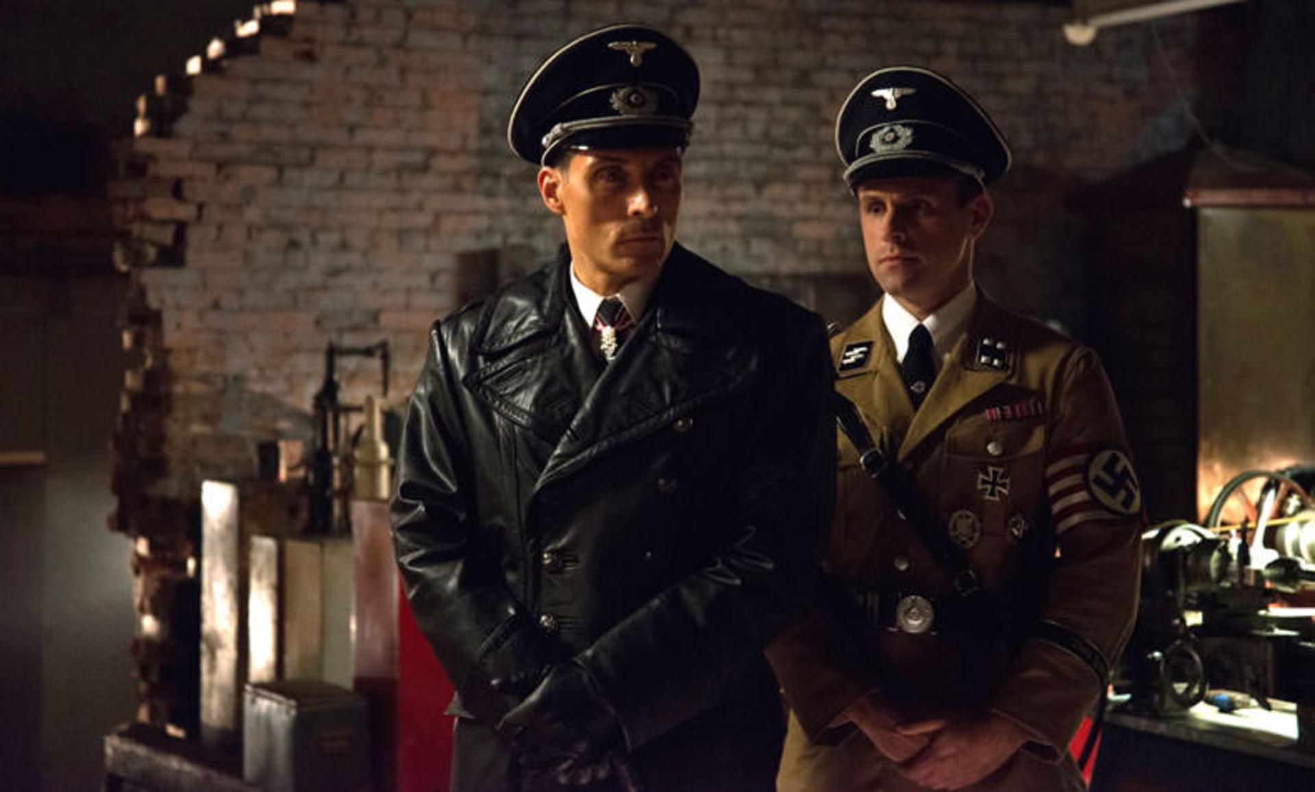 2015-11-man-in-the-high-castle1