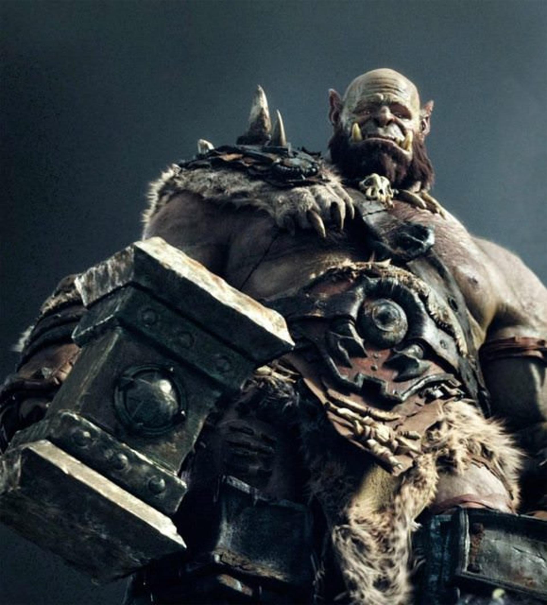 2015-11-warcraft-1
