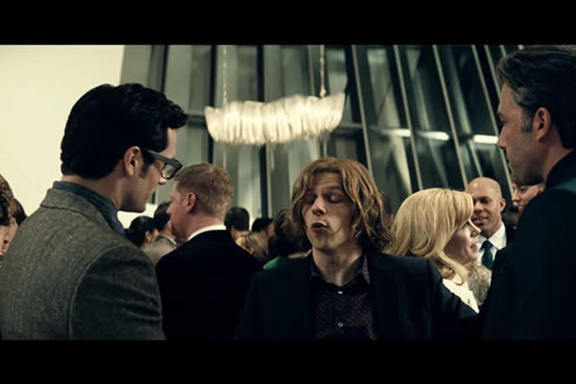 2015-12-batman-vs-superman.jpg-5