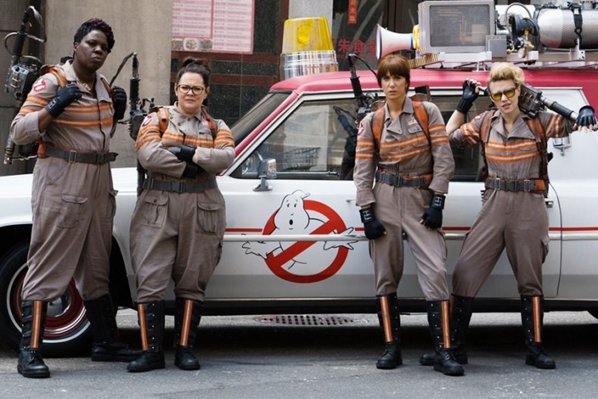 2015-12-ghostbusters-cast-2016-movie-reboot-mga5pirj36cg2etf83e9m12hysdzv8z80x0y3vsqgw