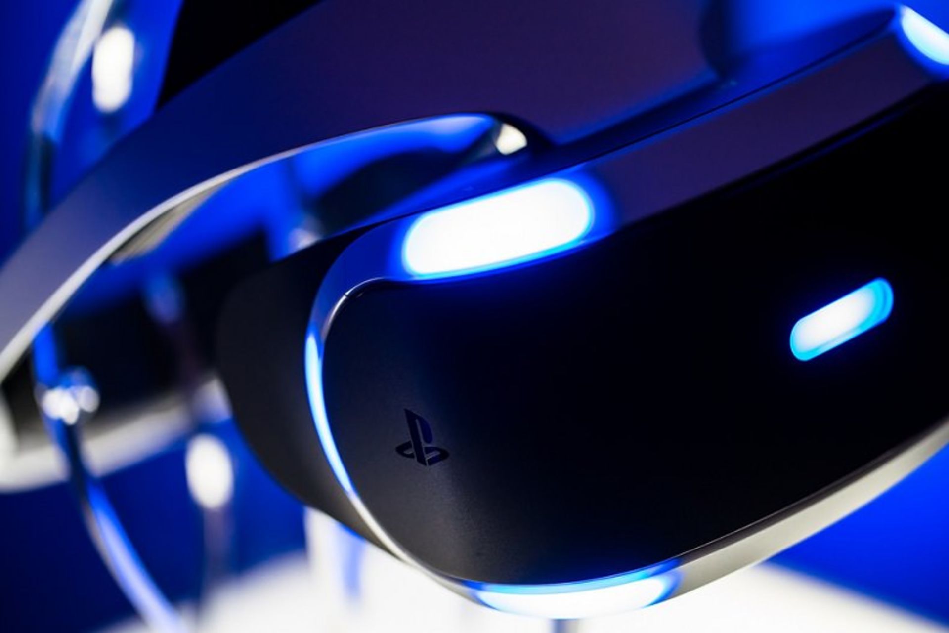 2015-12-playstation-vr