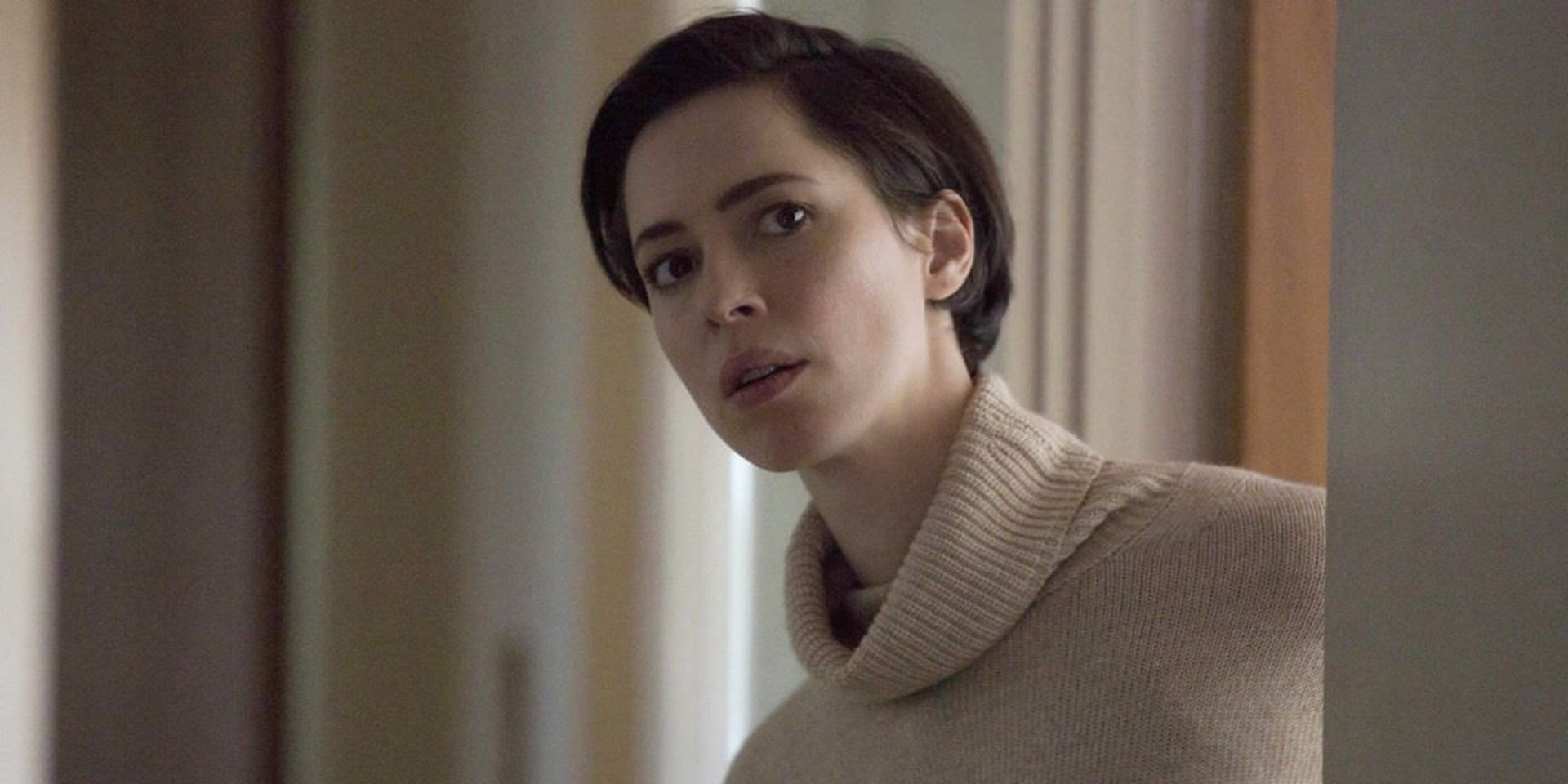 2015-12-the-gift-movie-2015-rebecca-hall-robyn