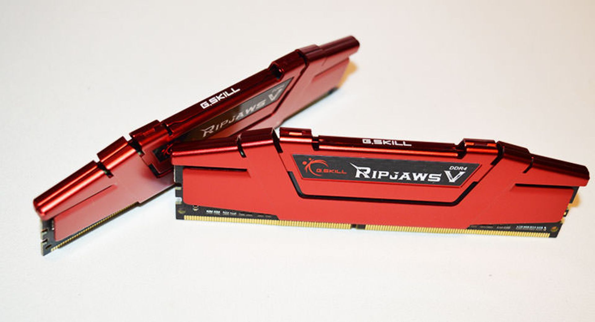 Ripjaws_V_16GB_3000c15 ZoomG