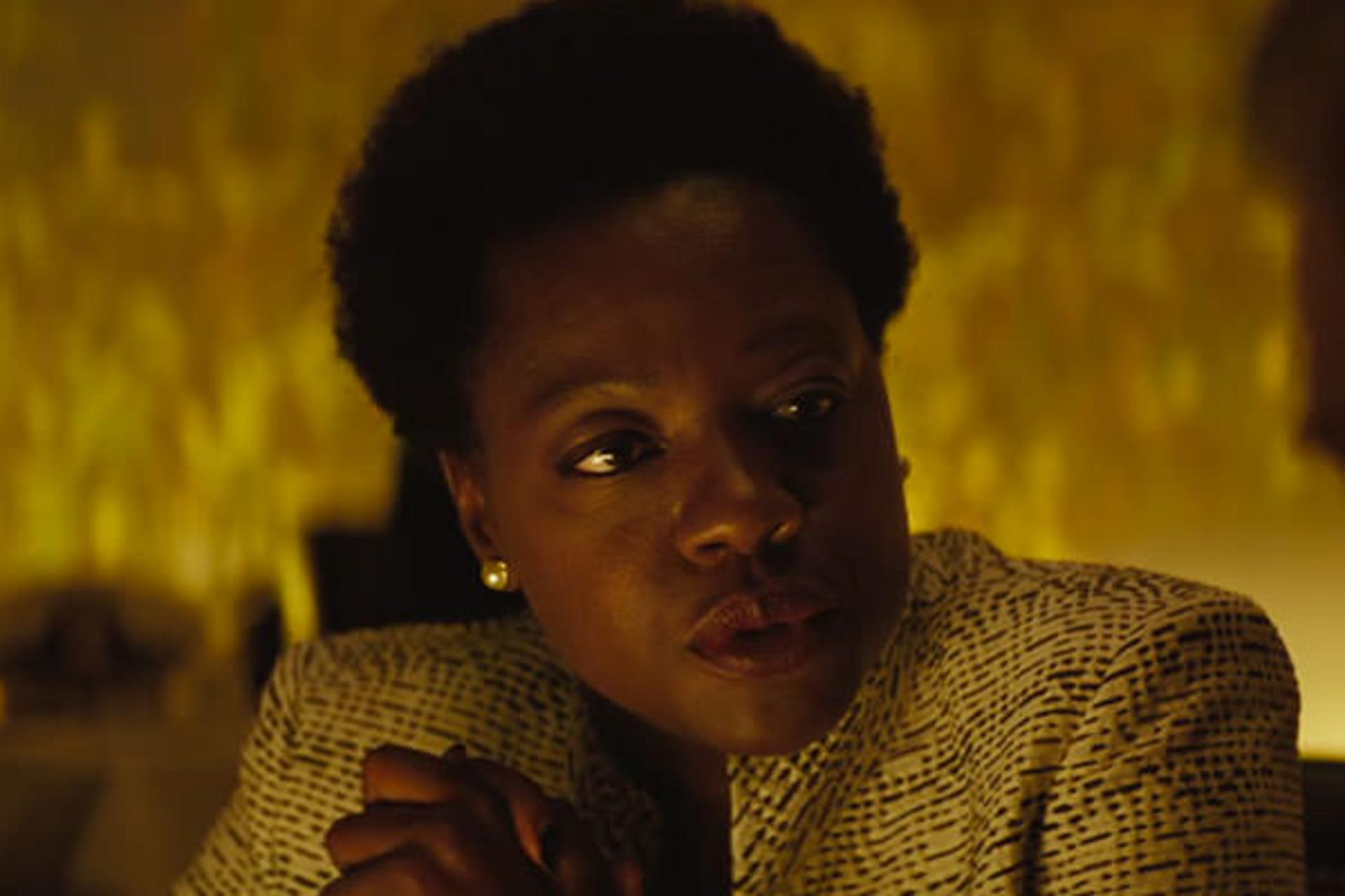 2016-01-suicide-squad-amanda-waller