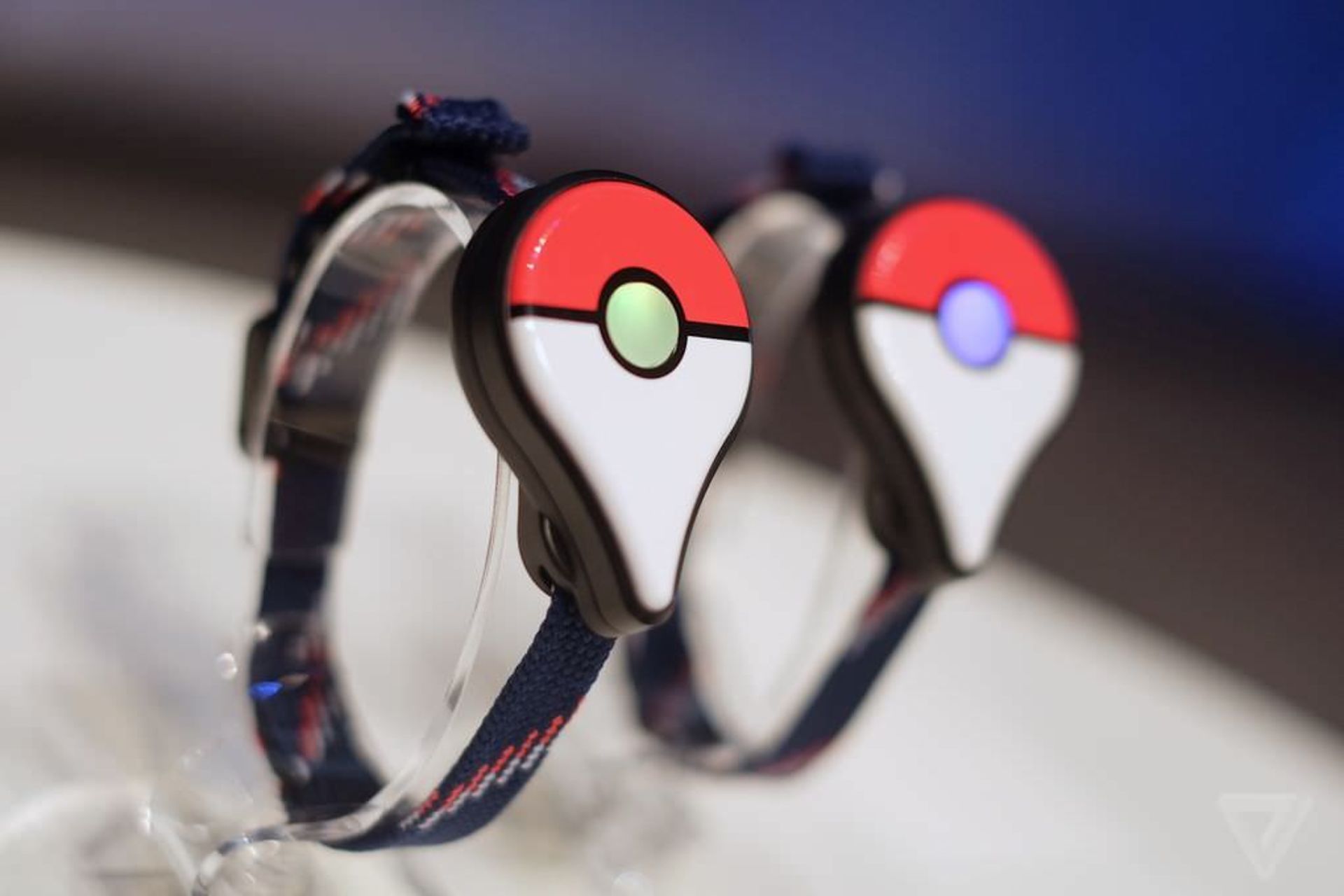 2016-03-pokemon-go-plus