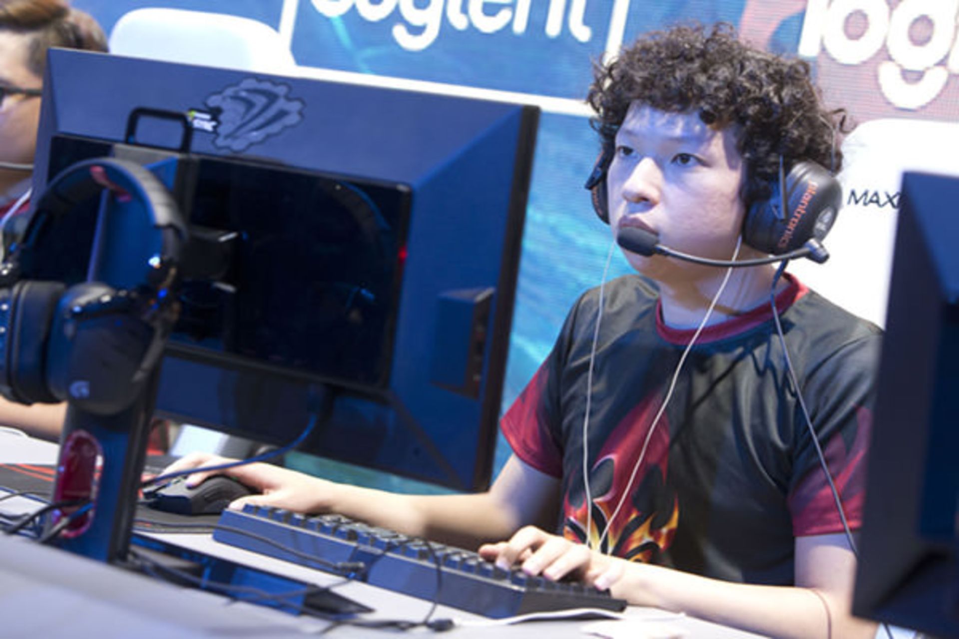2016-03-team-fire-new-roster-dota-2-zoomg