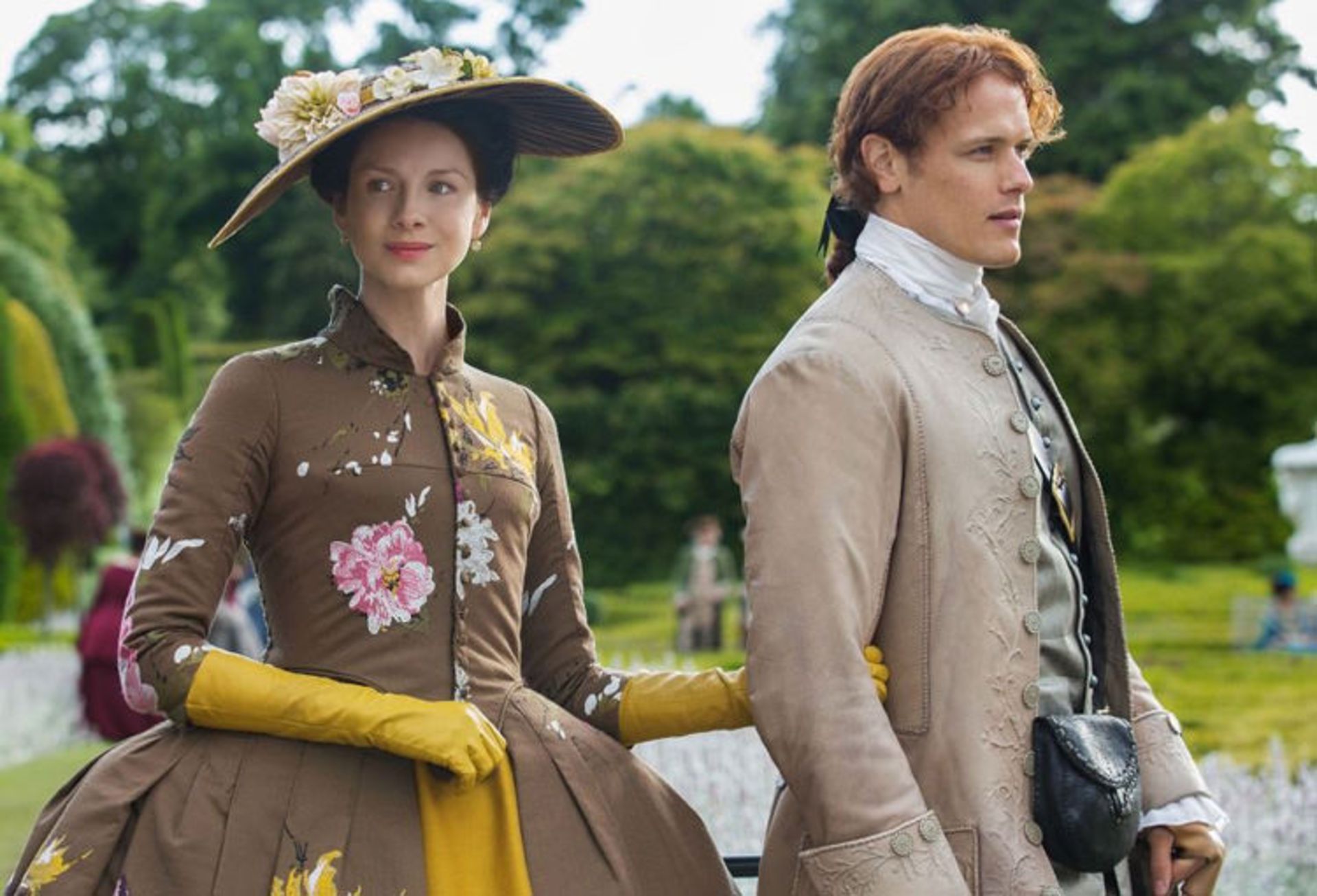 2016-04-outlander-s2-images-3