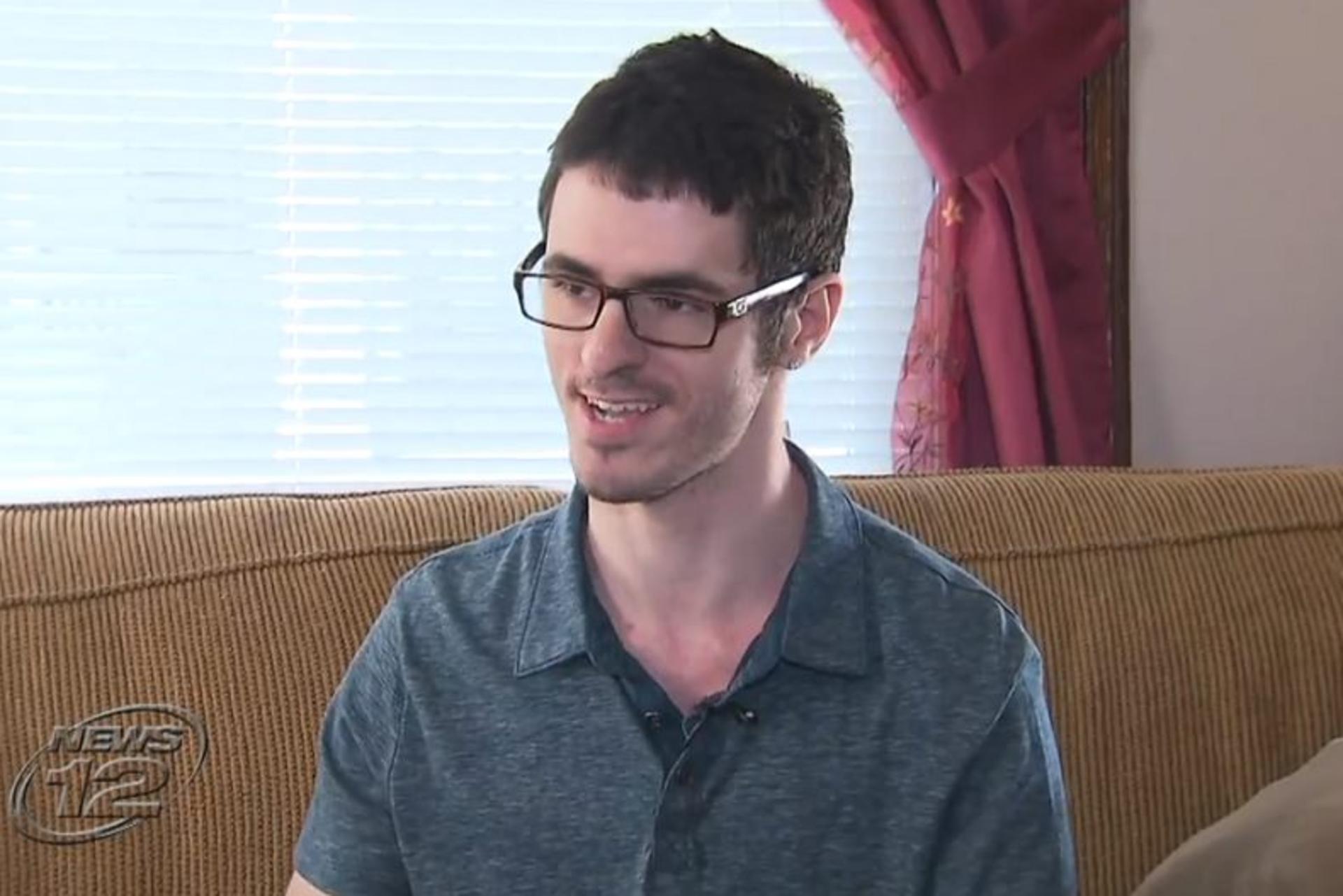 2016-04-sony-helped-disabled-gamer