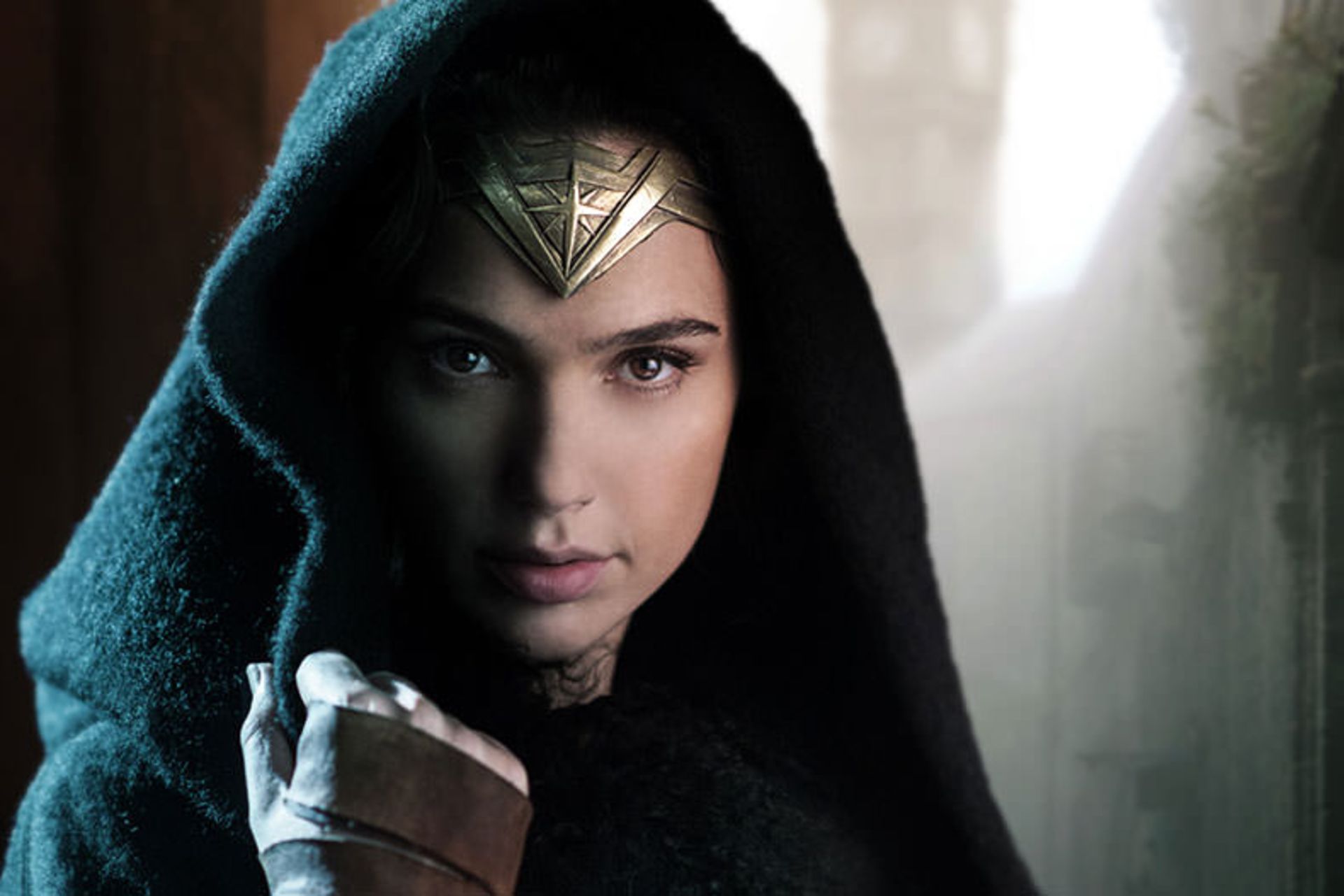 2016-04-wonder-woman