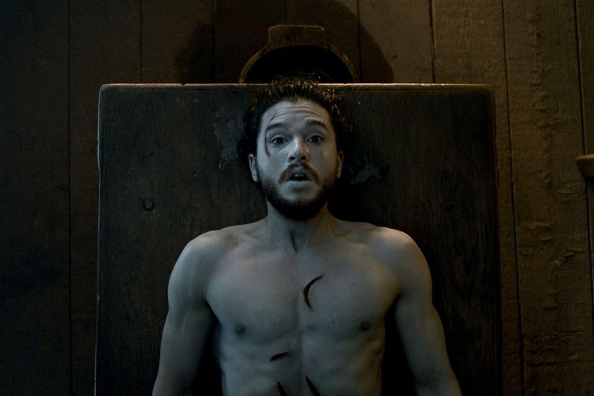 2016-05-jon-snow-alive