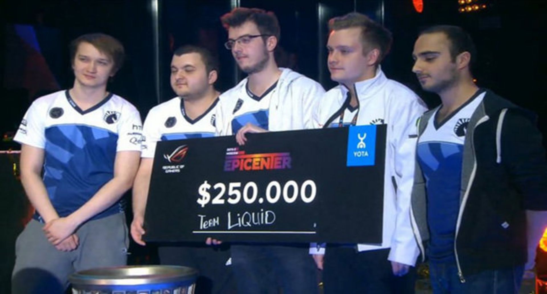 2016-05-liquid-champion-epicenter-moskow-dota-2-zoomg