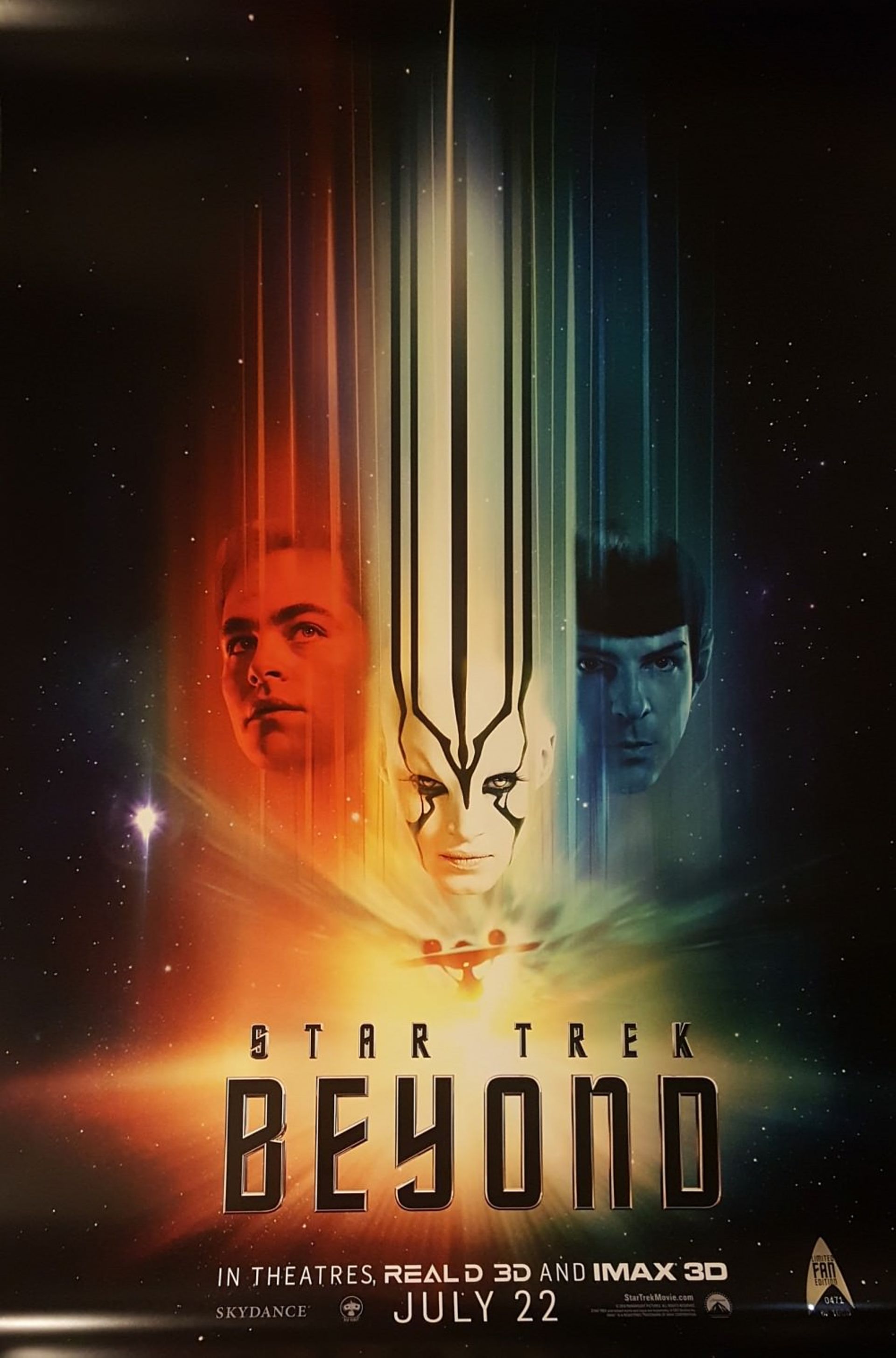2016-05-star-trek-beyond-poster-us