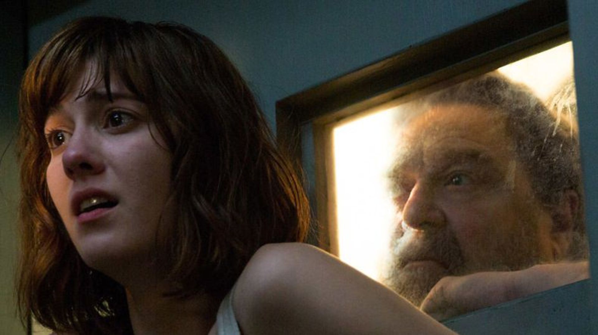 2016-06-10-cloverfield-lane-movie-trailel-1