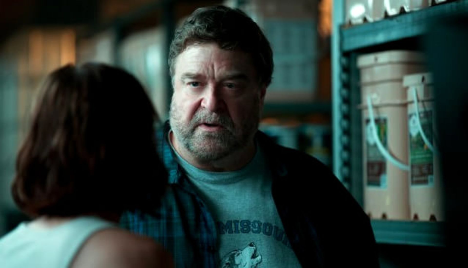 2016-06-10-cloverfield-lane-review-image638x366