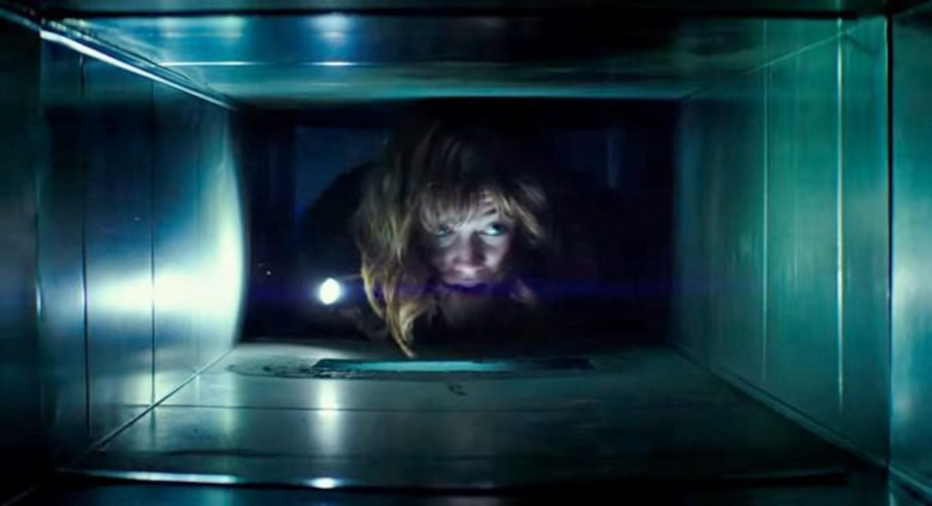 2016-06-10cloverfieldlane-winstead-vents-700x380