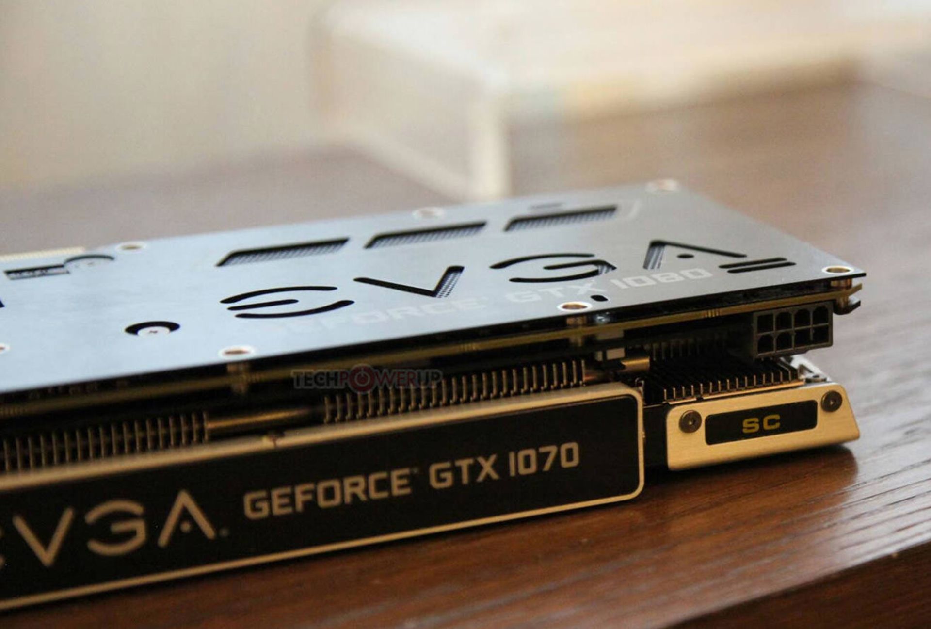 تصاویر کارت گرافیک EVGA GTX 1070 SuperClocked