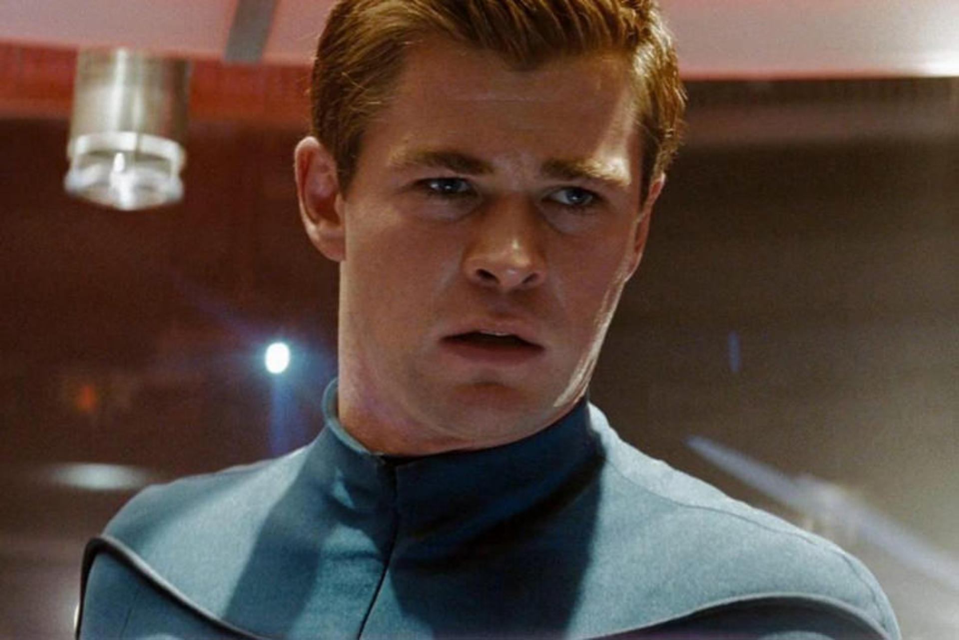 2016-07-chris-hemsworth-star-trek